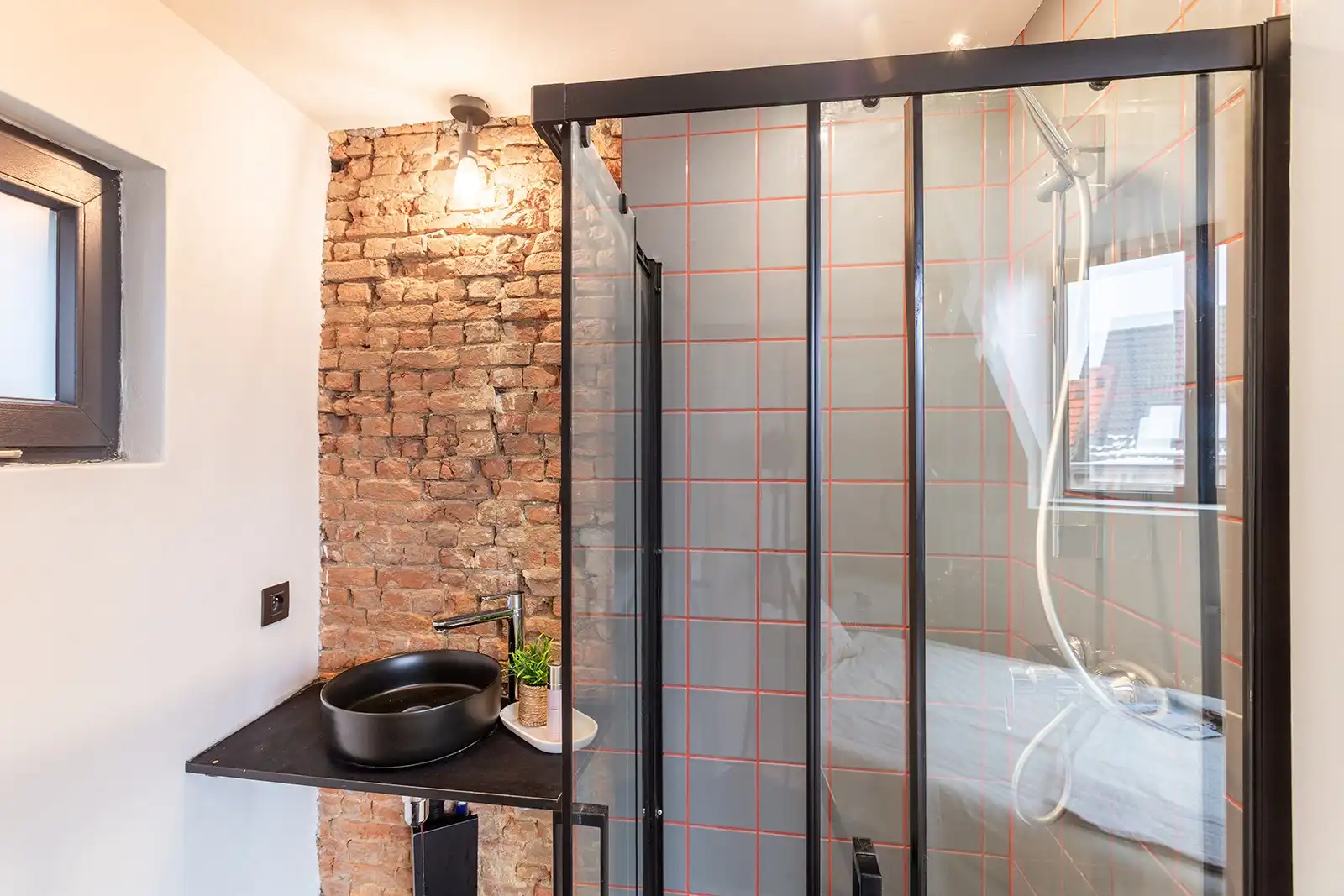 Instapklaar dakappartement op een zuchtje van Park Spoor Noord foto 21