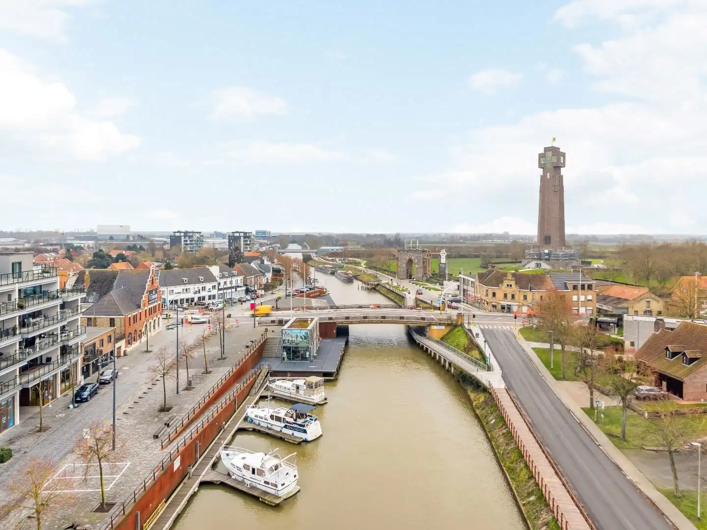 Handelsruimte (260m²) op commerciële toplocatie. foto 19