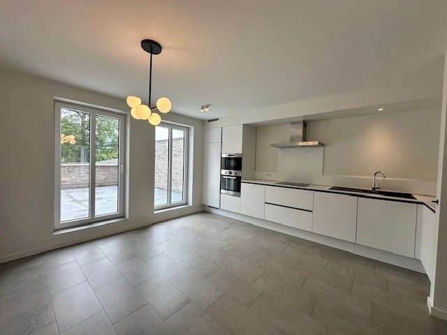 Charmant triplexappartement te huur in het hart van de dorpskern in Neeroeteren. foto 4