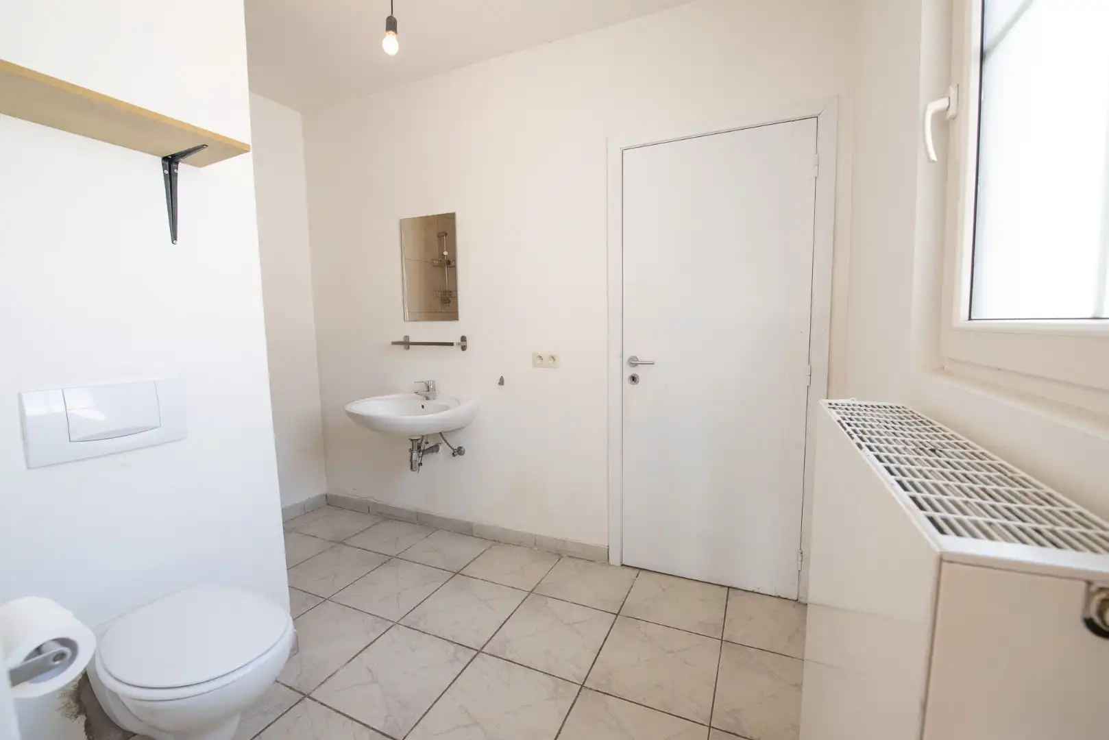 Ruime woning te Dentergem. foto 7