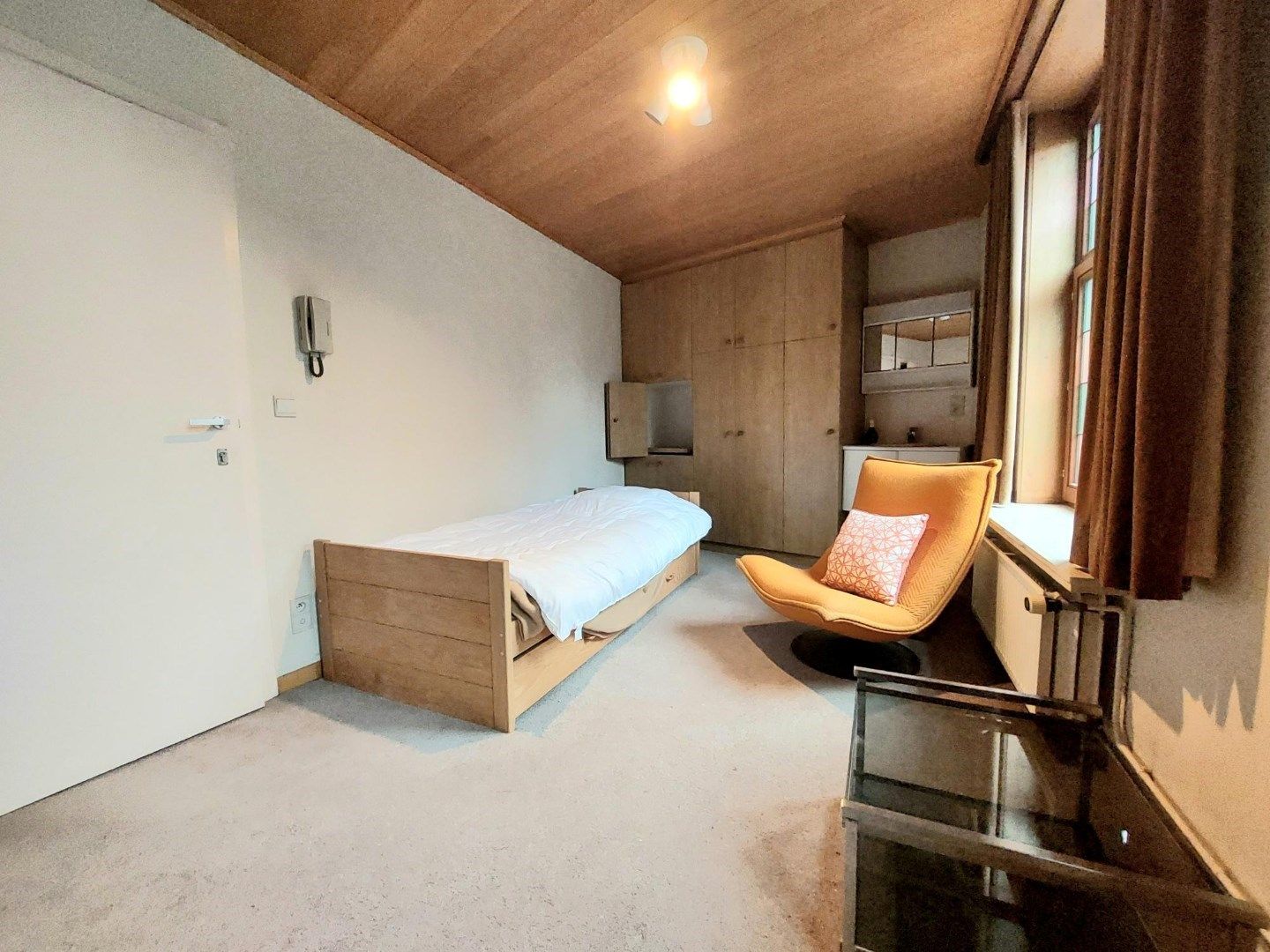 Ruime woning nabij de Smedenpoort foto 6