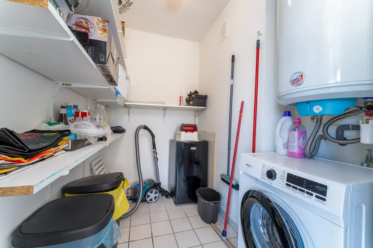 Zonnig appartement met 3 slaapkamers nabij het centrum foto 11