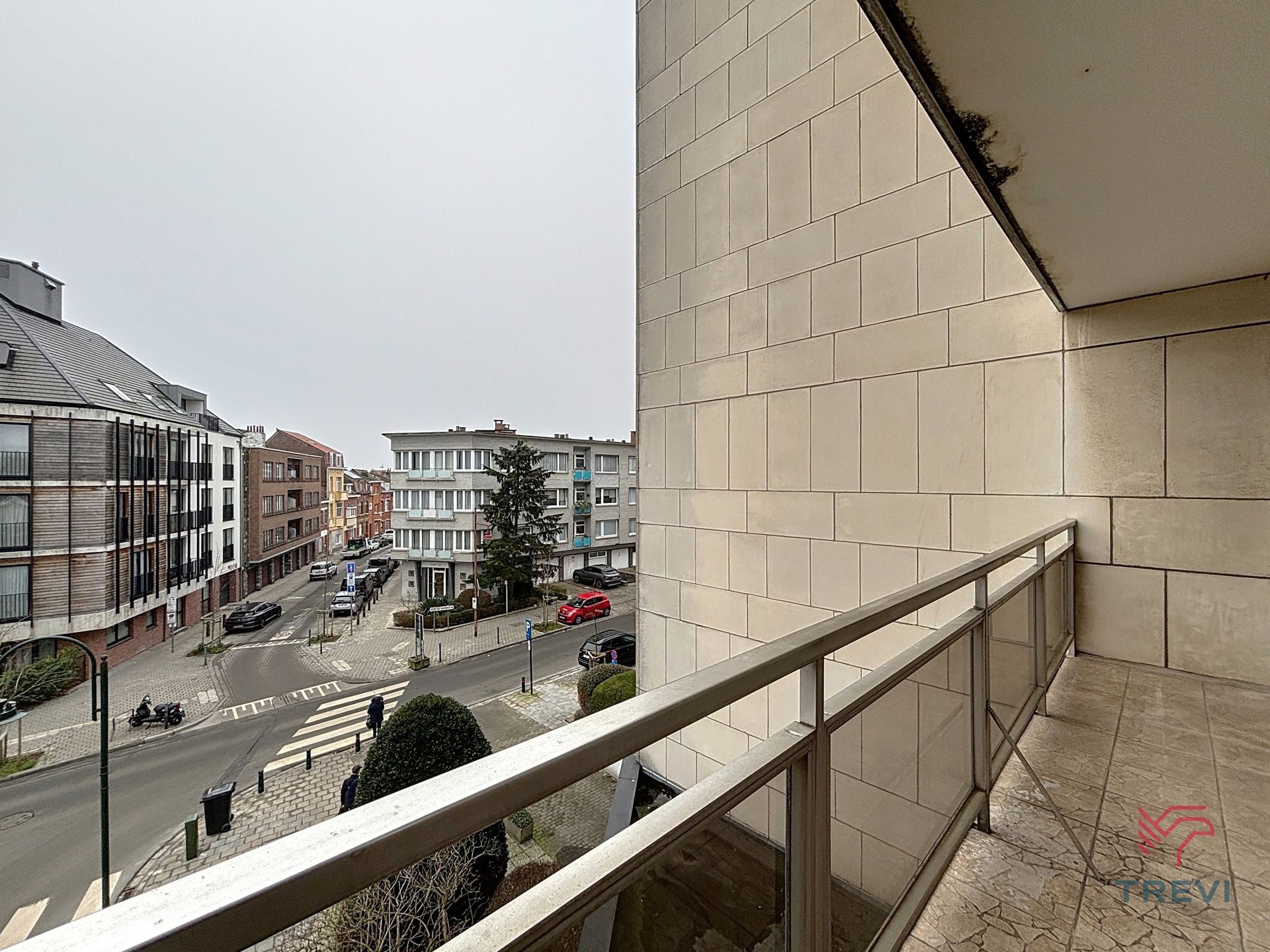 Pas gerenoveerd studio-appartement van 45m² foto 6