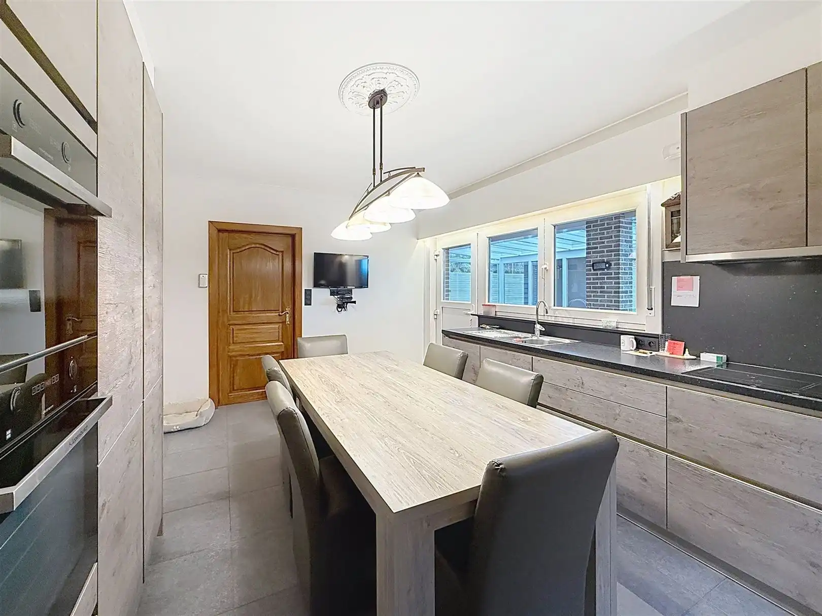 Ruime open bebouwing met 4 slpks, veranda, tuin, garage, 8a  foto 43