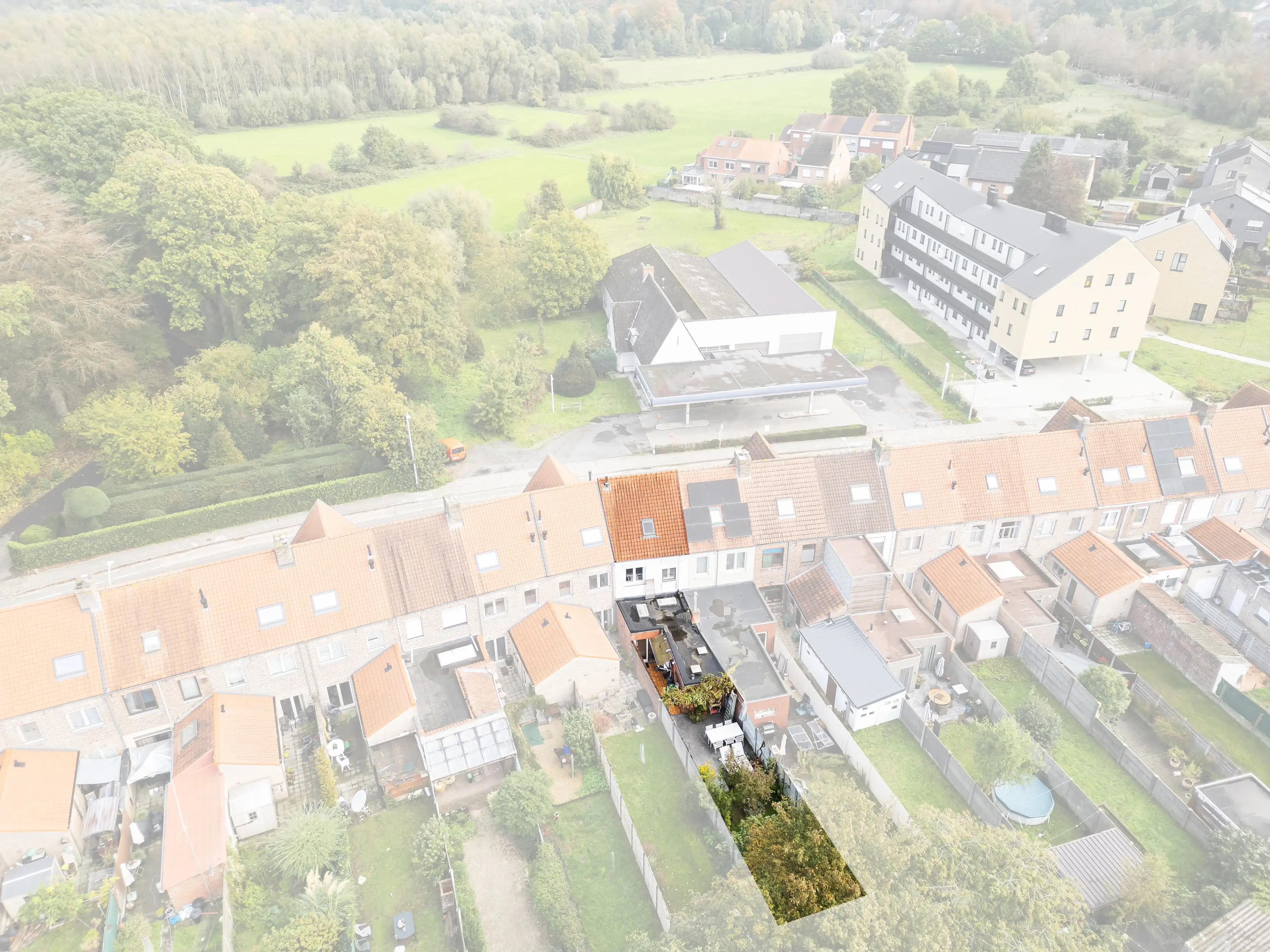 Charmante woning met 3 slaapkamers en tuin foto 18