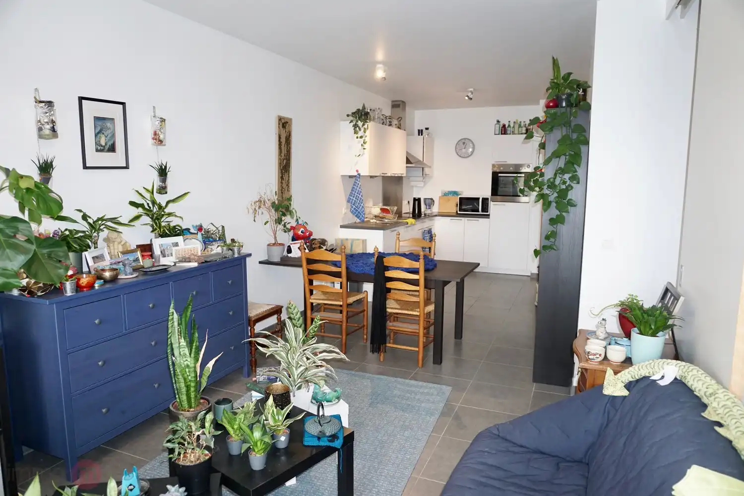 Recent appartement met 1 slaapkamer, terras en autostaanplaats. foto 4