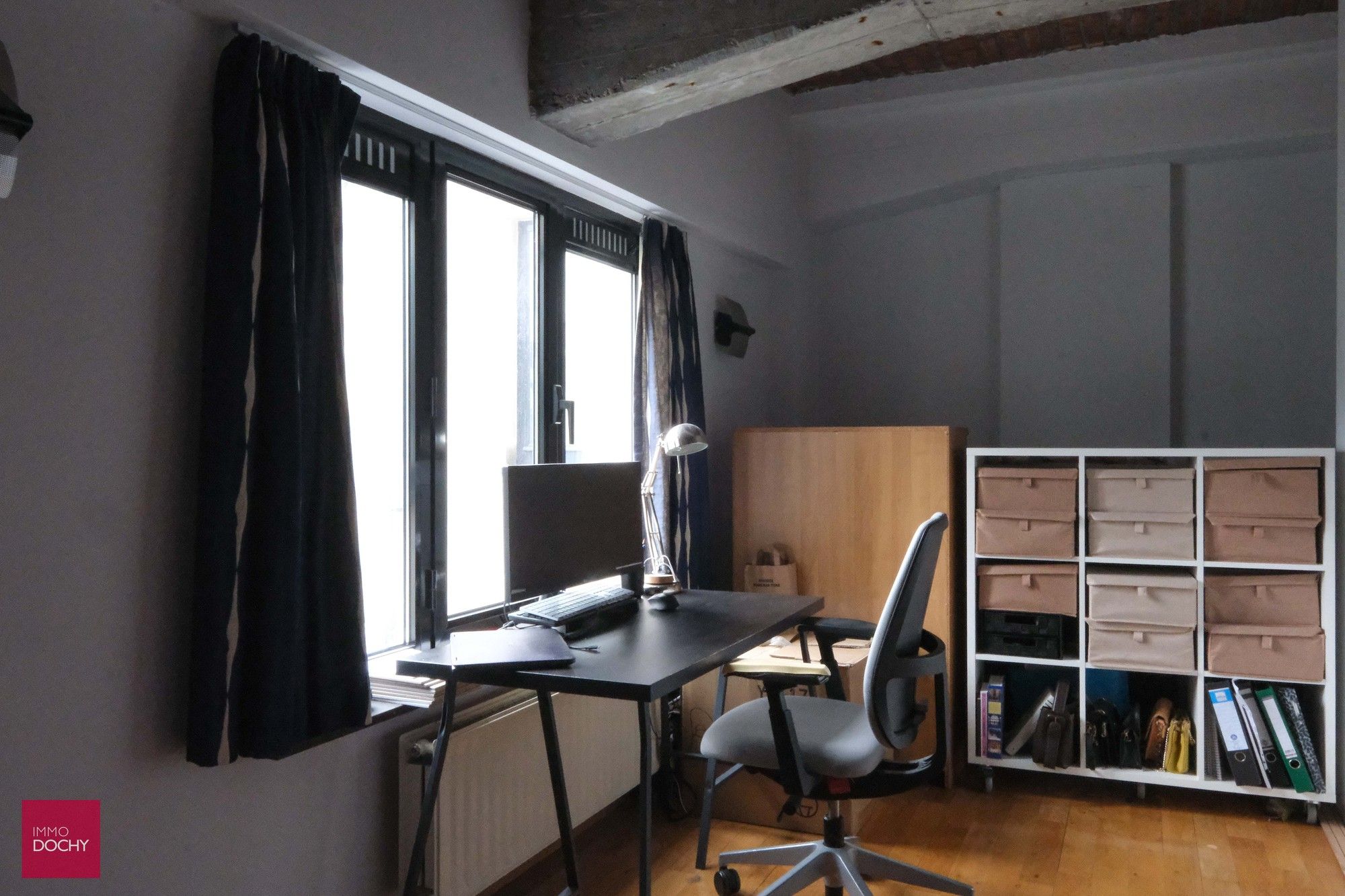 Ruime loft in voormalig fabrieksgebouw foto 12