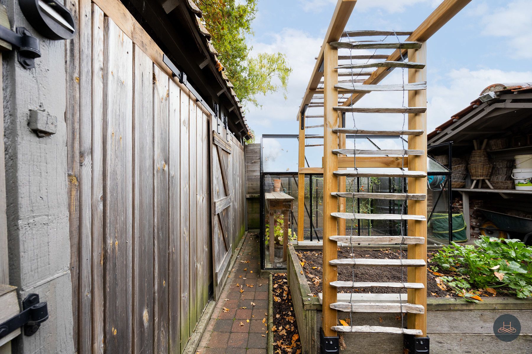 Landelijke woning in doodlopende straat foto 49