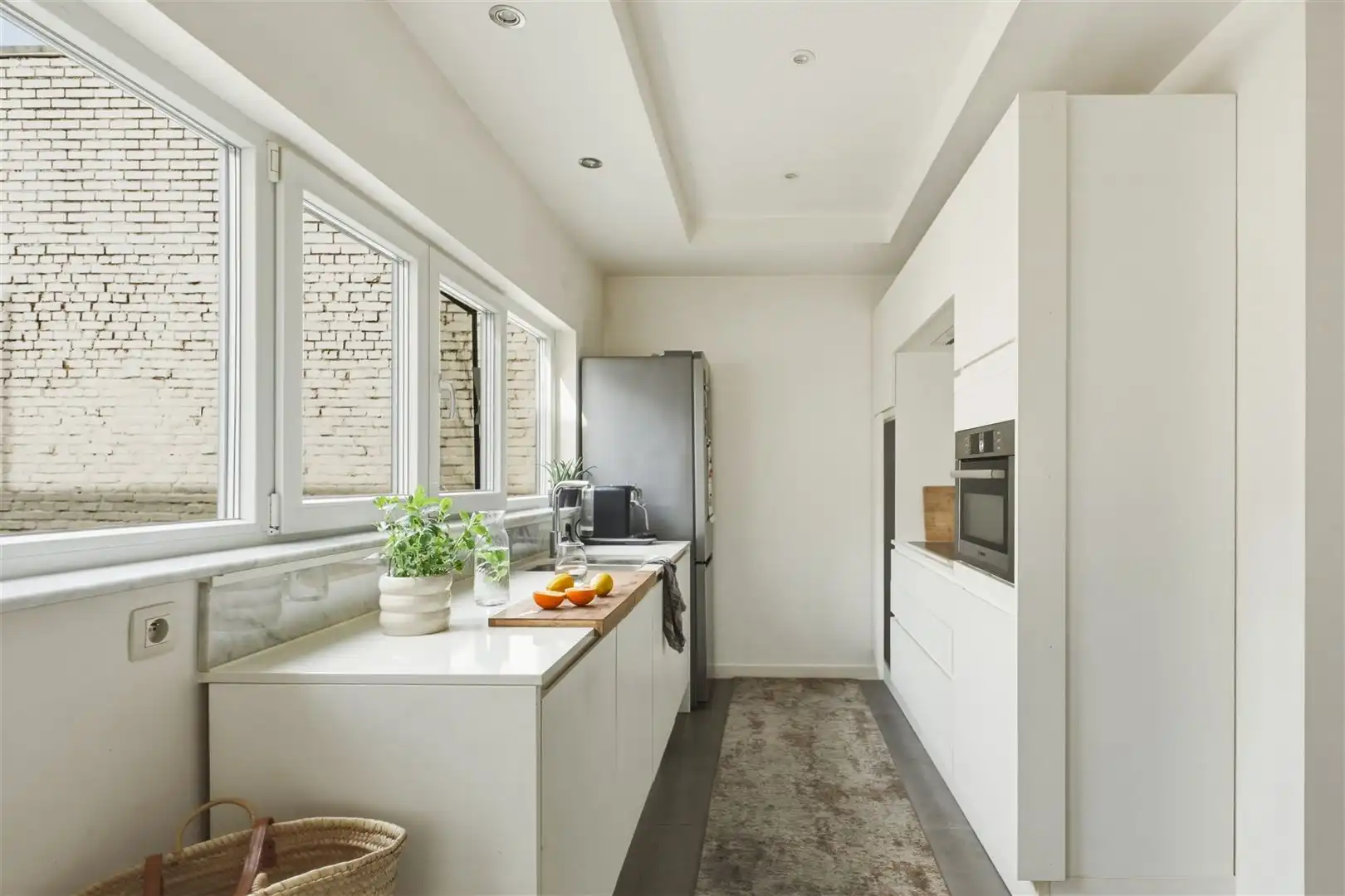 Volledig gerenoveerde gezinswoning met 5 slaapkamers foto 5