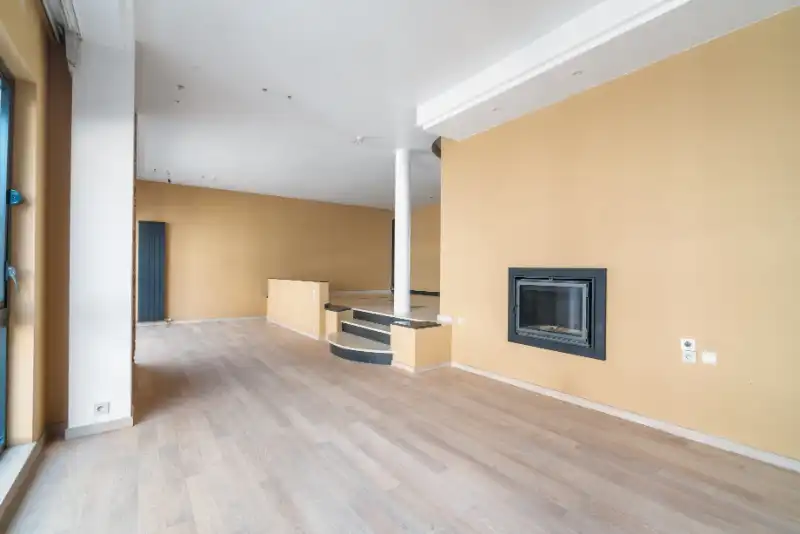 Handelspand 120m² + woonst (groot app) met privé lift! foto 5