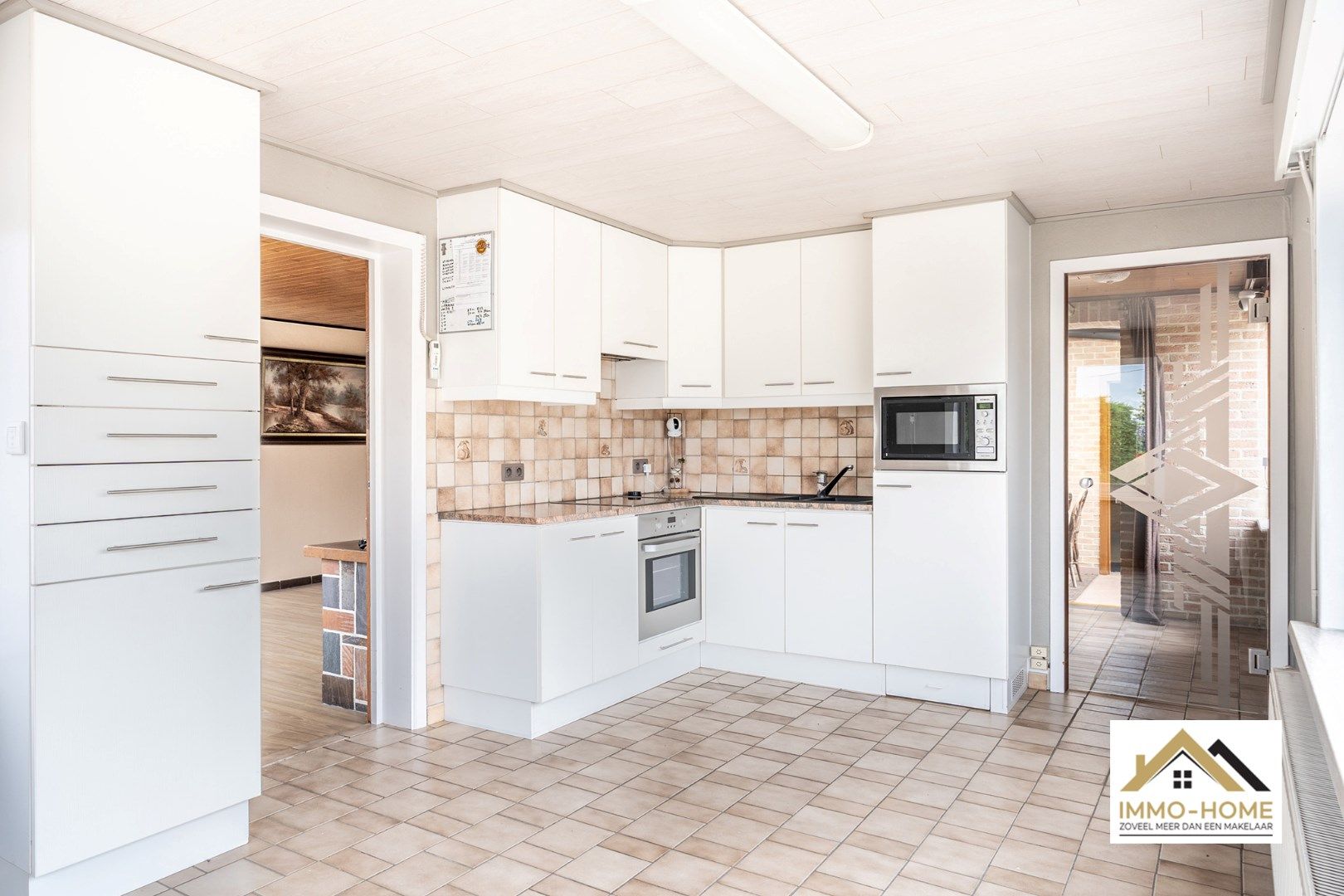 Op te frissen woning met ruime opslagplaats te Beervelde foto 16