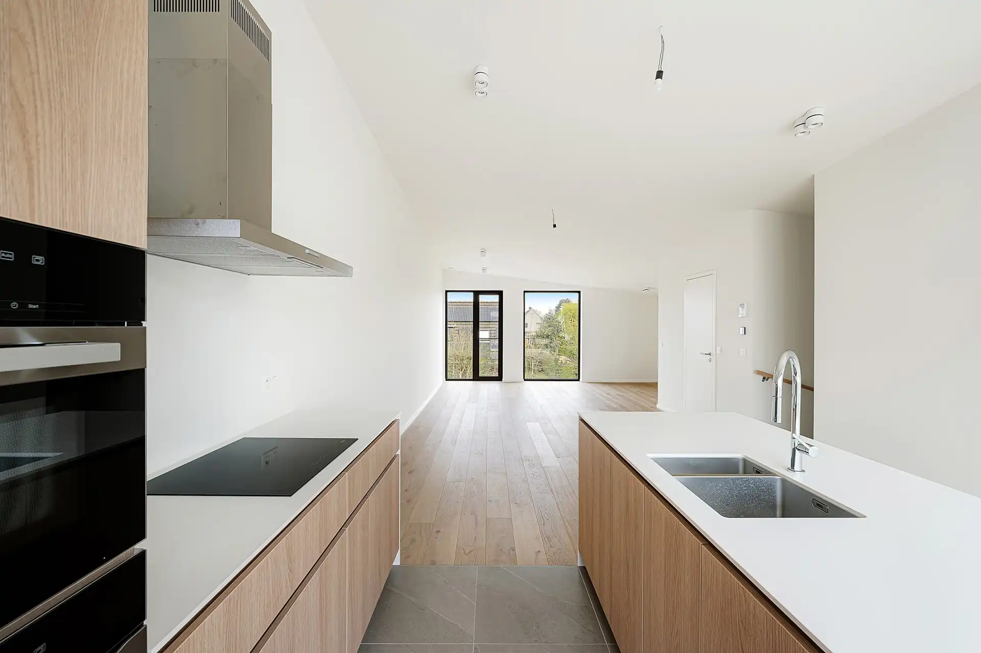 Architecturale BEN-woning met uitzonderlijke leefruimte en zonovergoten terrassen foto 12