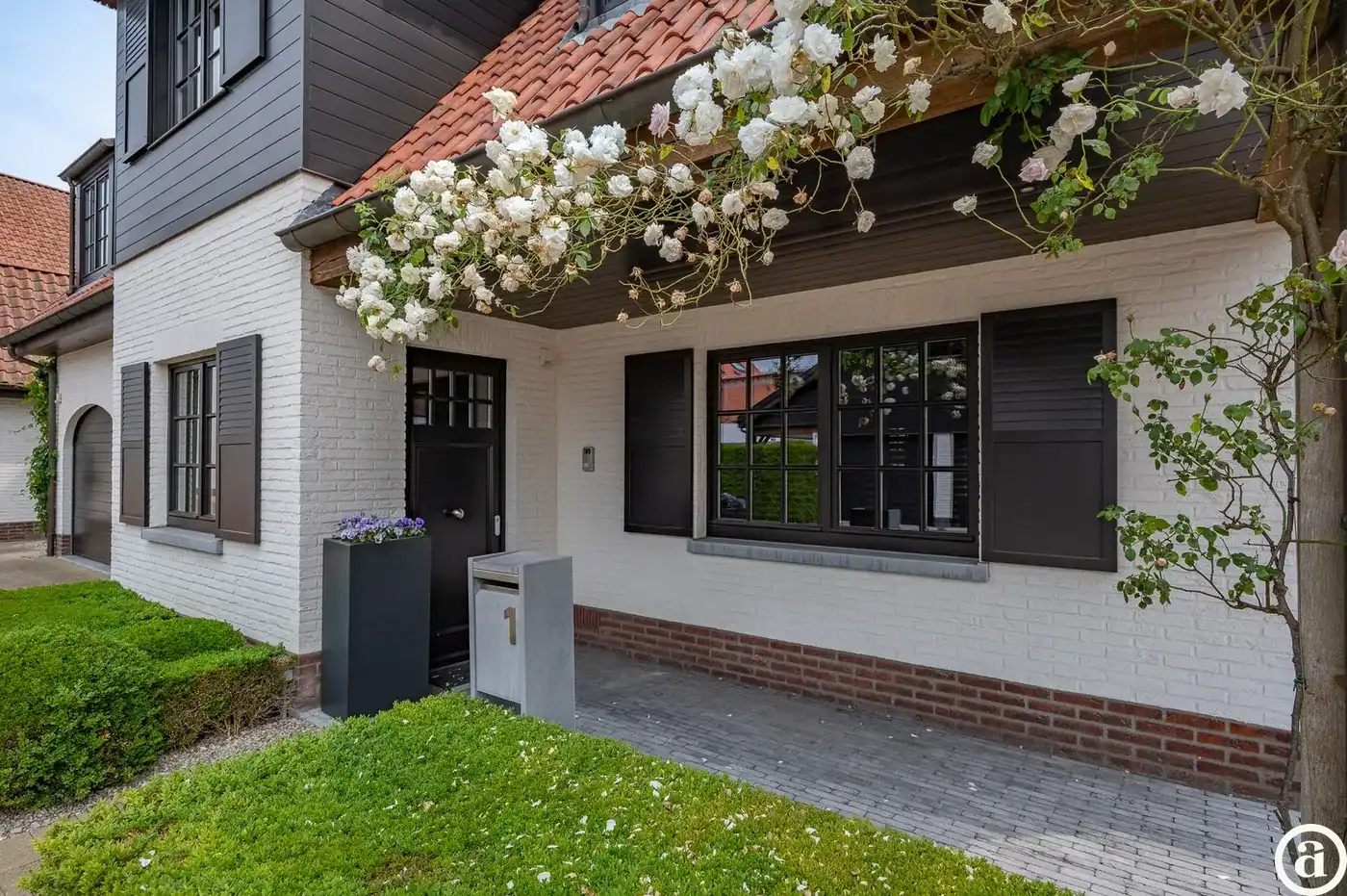 Hedendaagse alleenstaande villa in rustige omgeving te Knokke foto 30