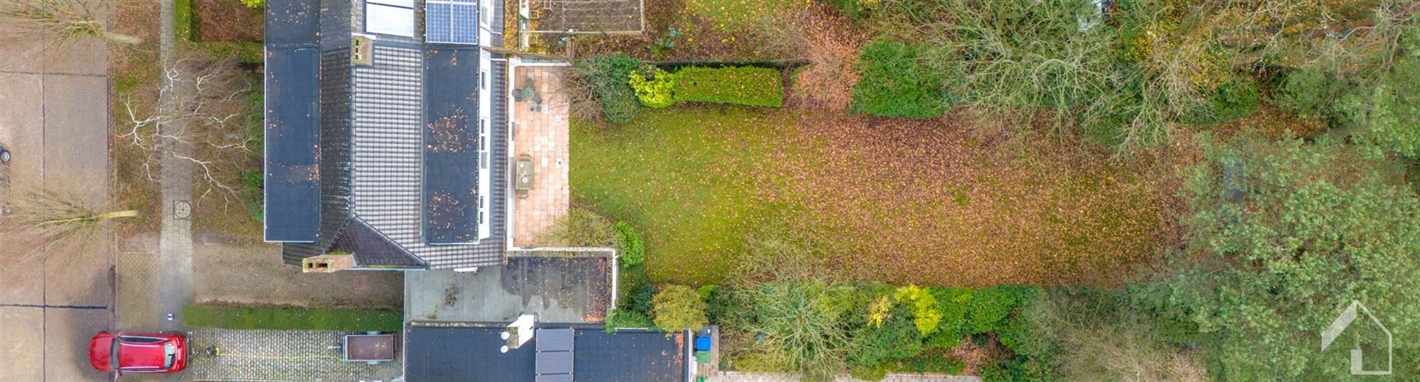 Gezinswoning met 4 ruime slaapkamers, garage en leuke tuin foto 26