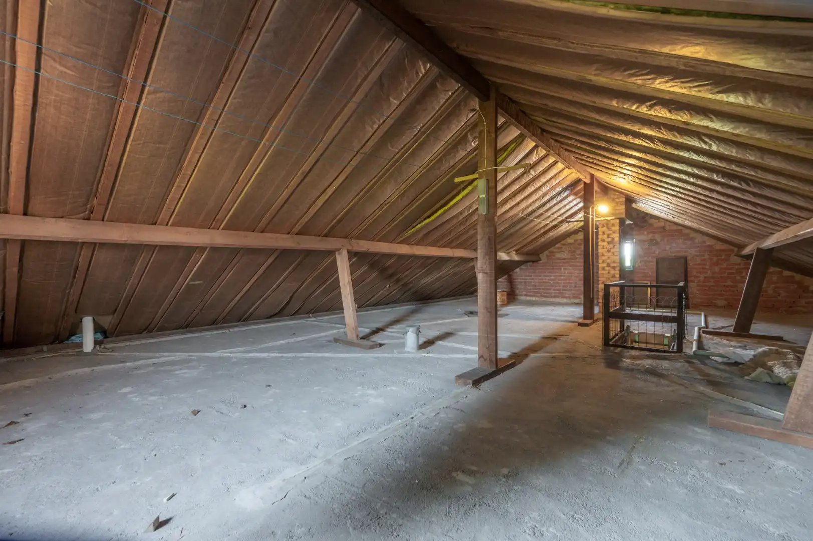 Charmante gelijkvloerse woning met tuin in Koolkerke. foto 9