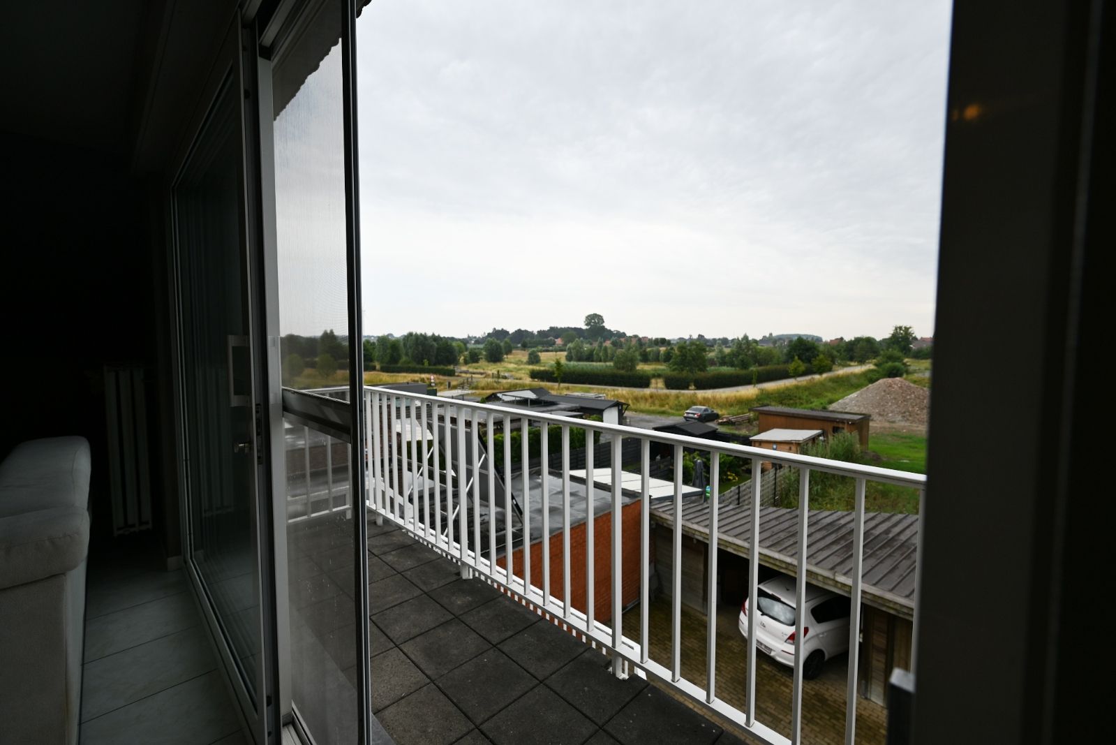 Ruim appartement in centrum Ardooie met prachtig uitzicht op de Waterbek! foto 7