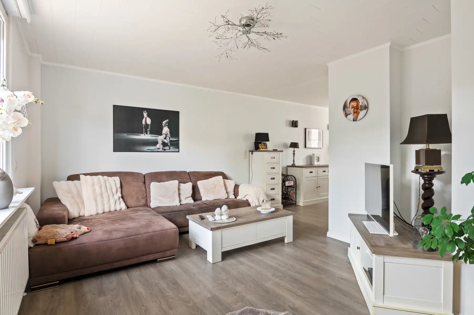 Rijhuis met 3 slaapkamers en leuke extra’s in Terhagen foto 4