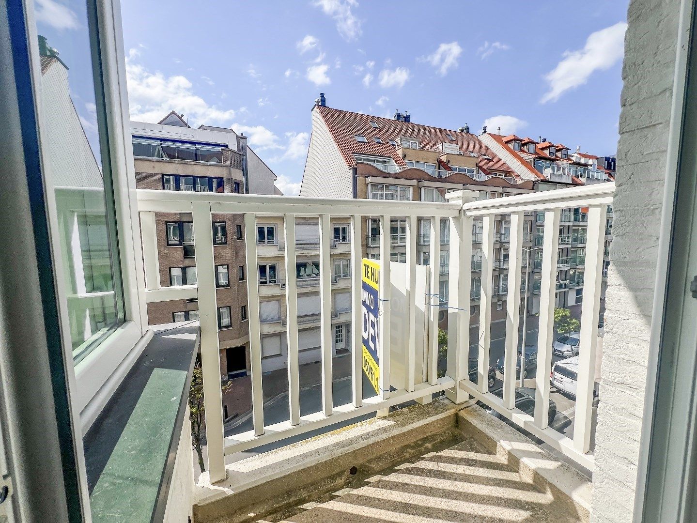 Zeer recent gemeubeld  en zonnig  app. met ZEEZICHT  vlakbij  het Rubensplein. Mgl. tot huren van een parking vlakbij. foto 8