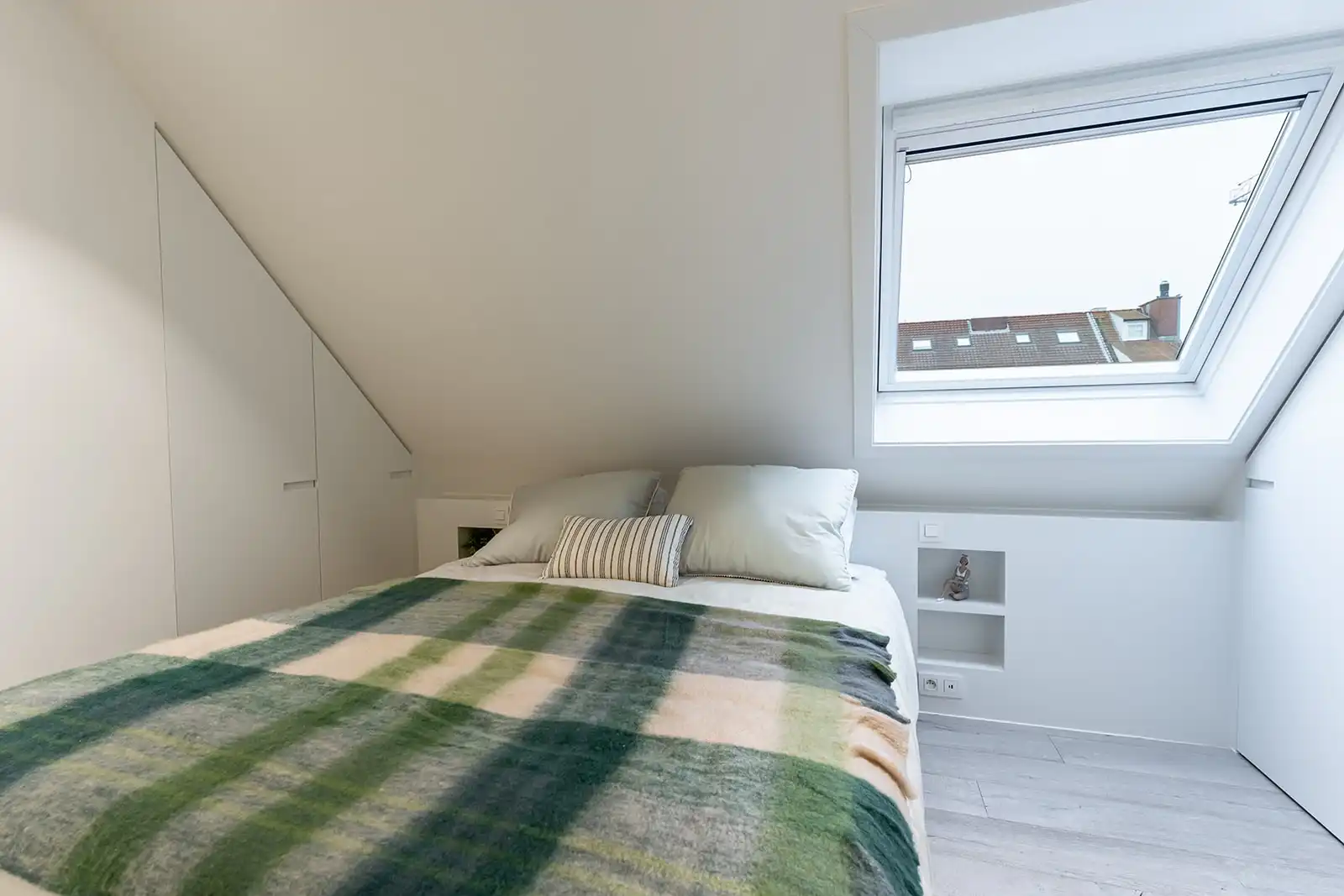 Appartement met 3 slaapkamers in centrum Knokke op 350 meter van zee. foto 10