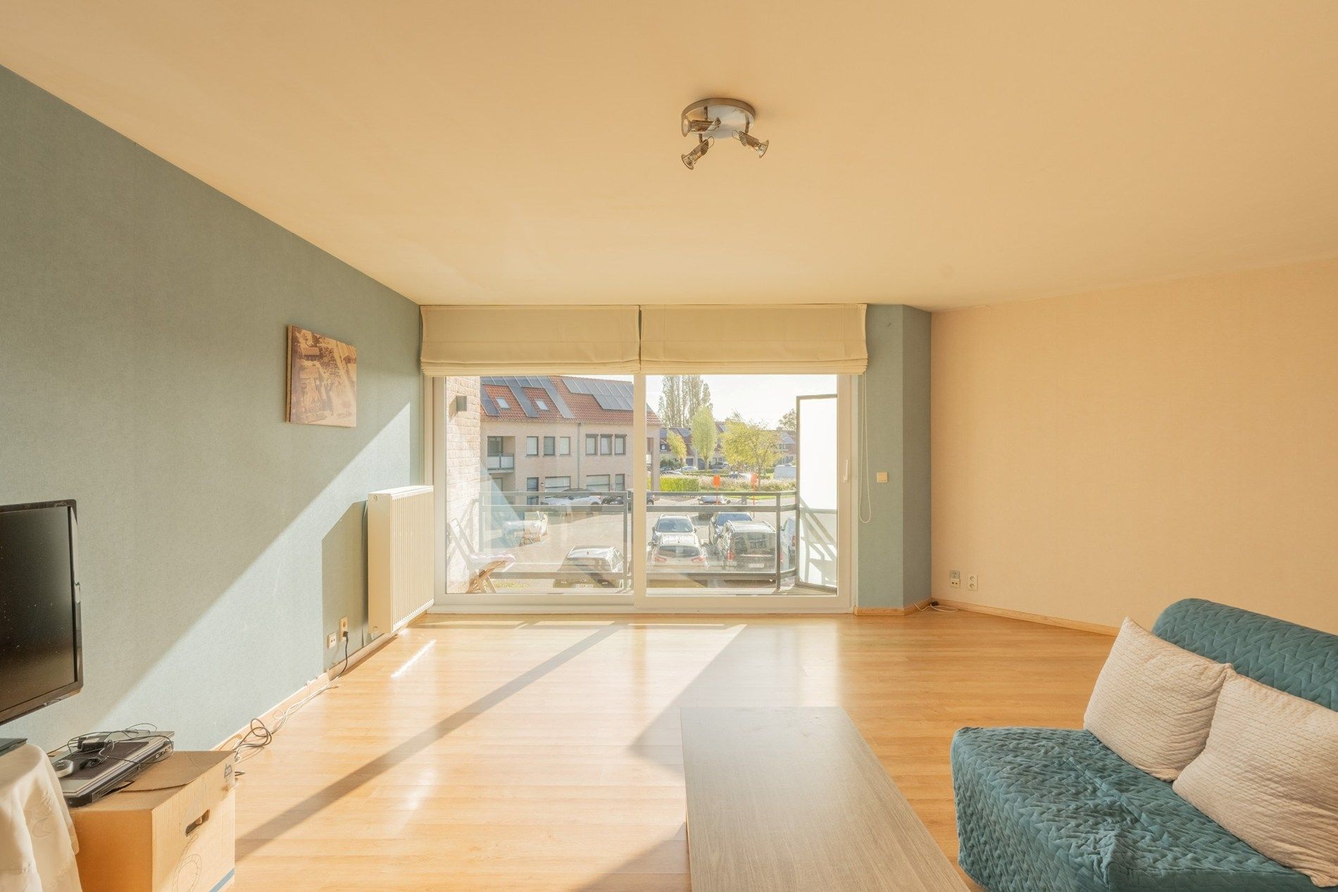 Ruim en zonnig appartement te Lissewege foto 3