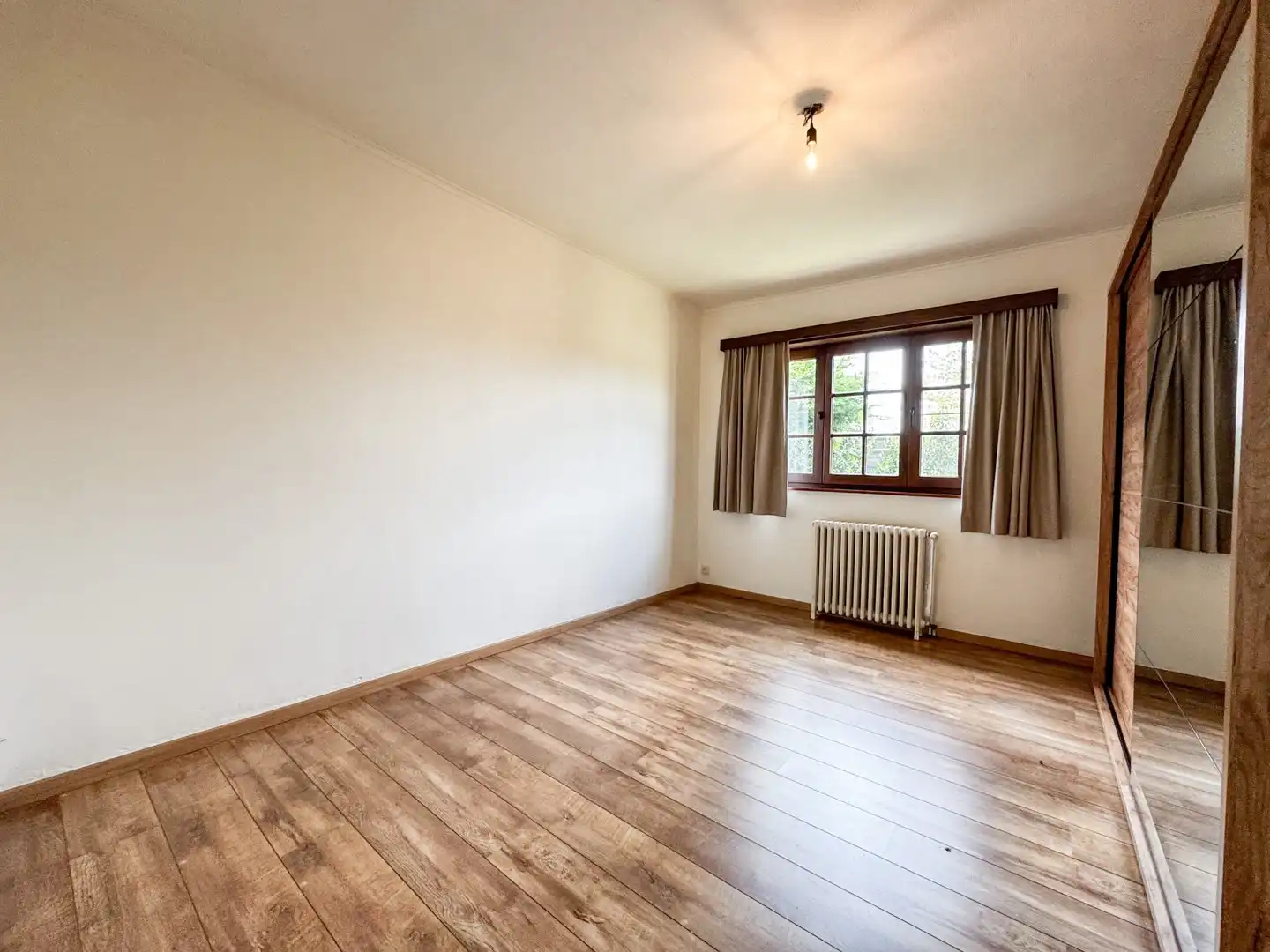 Eigendom met loods, zwembad en multifunctionele bureauruimte op een perceel van ca. 2.700 m² foto 16