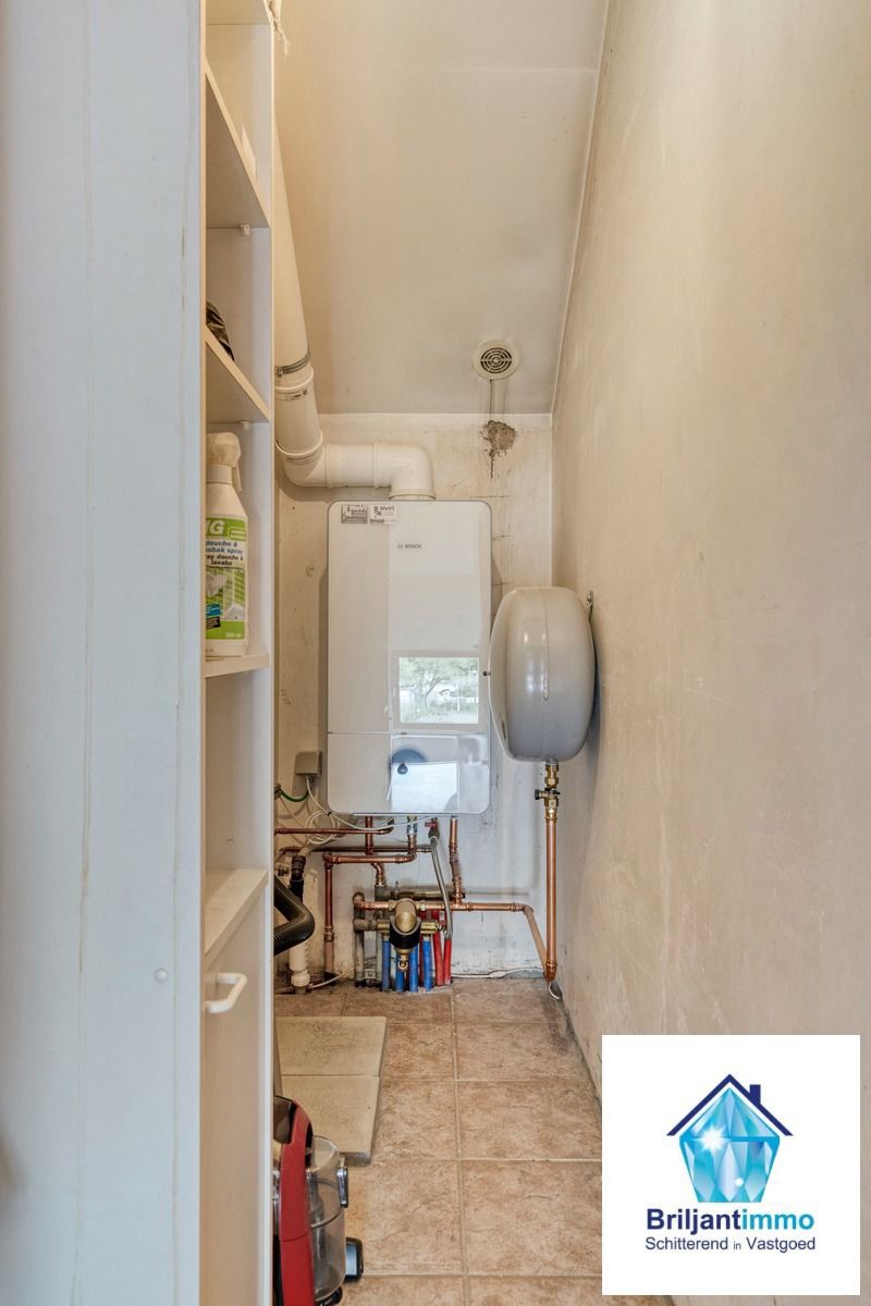 Wonen met comfort: airco, jacuzzi, rolluiken & meer foto 15