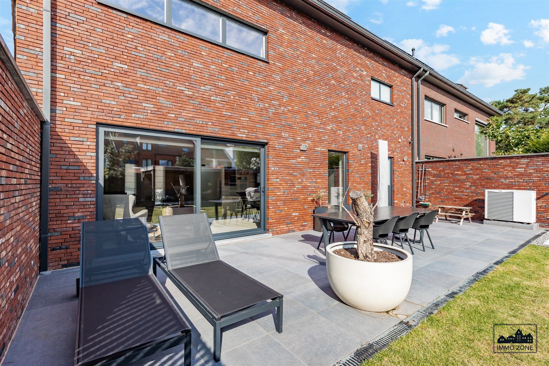 Zeer ruime moderne recente woning te centrum Sint-Niklaas foto 25
