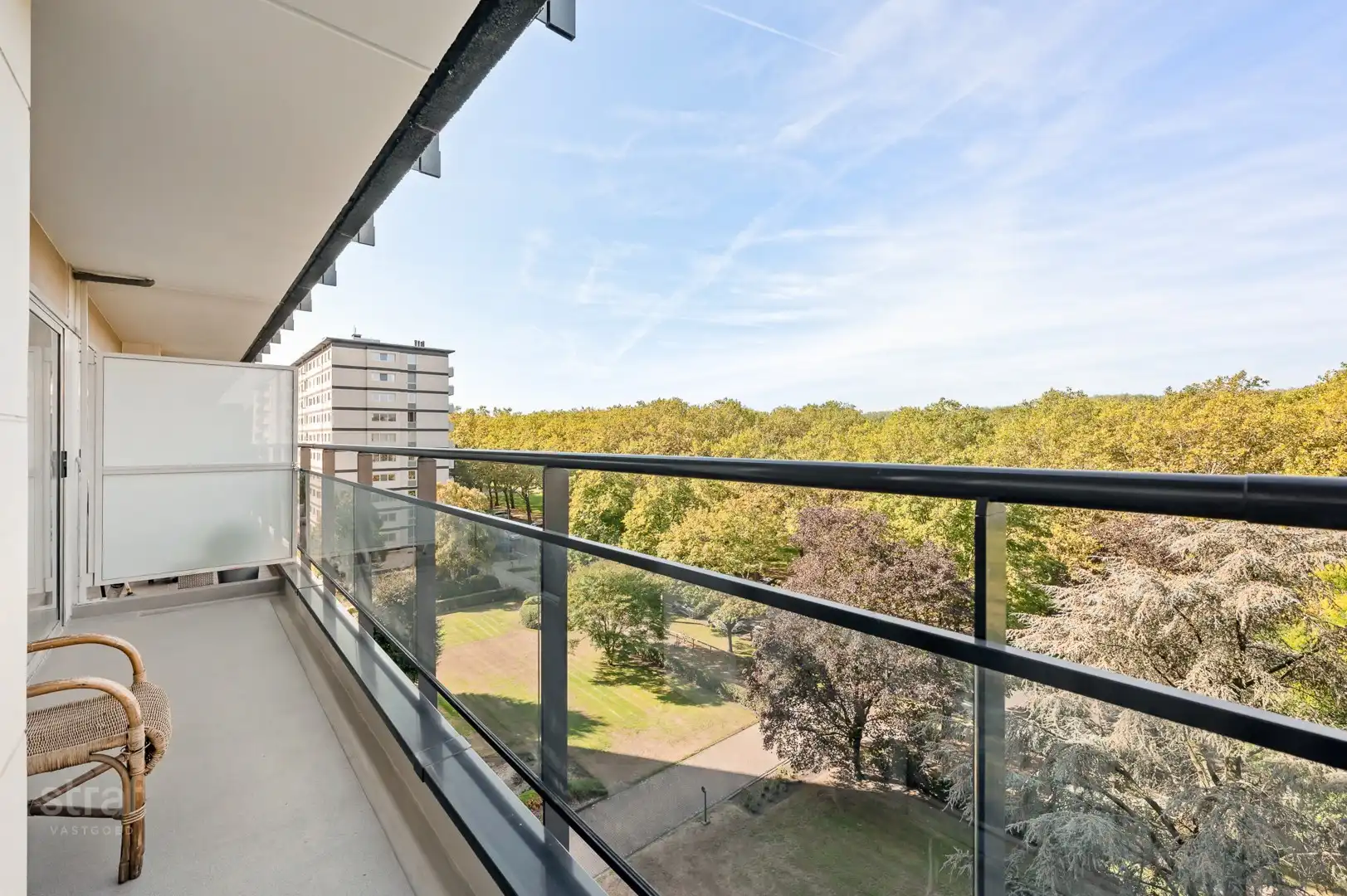 Ruim appartement met prachtig uitzicht en dubbele garagebox foto 6