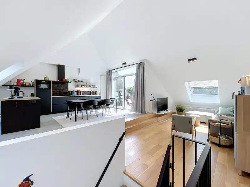 LUXUEUS DUPLEX-APPARTEMENT VLAKBIJ DE ZEE foto 9