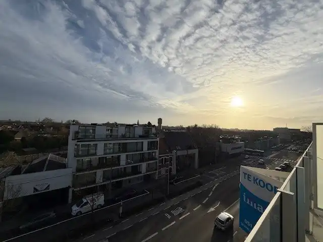 Volledig gerenoveerd, energiezuinig appartement met garage op de 5de verdieping foto 9