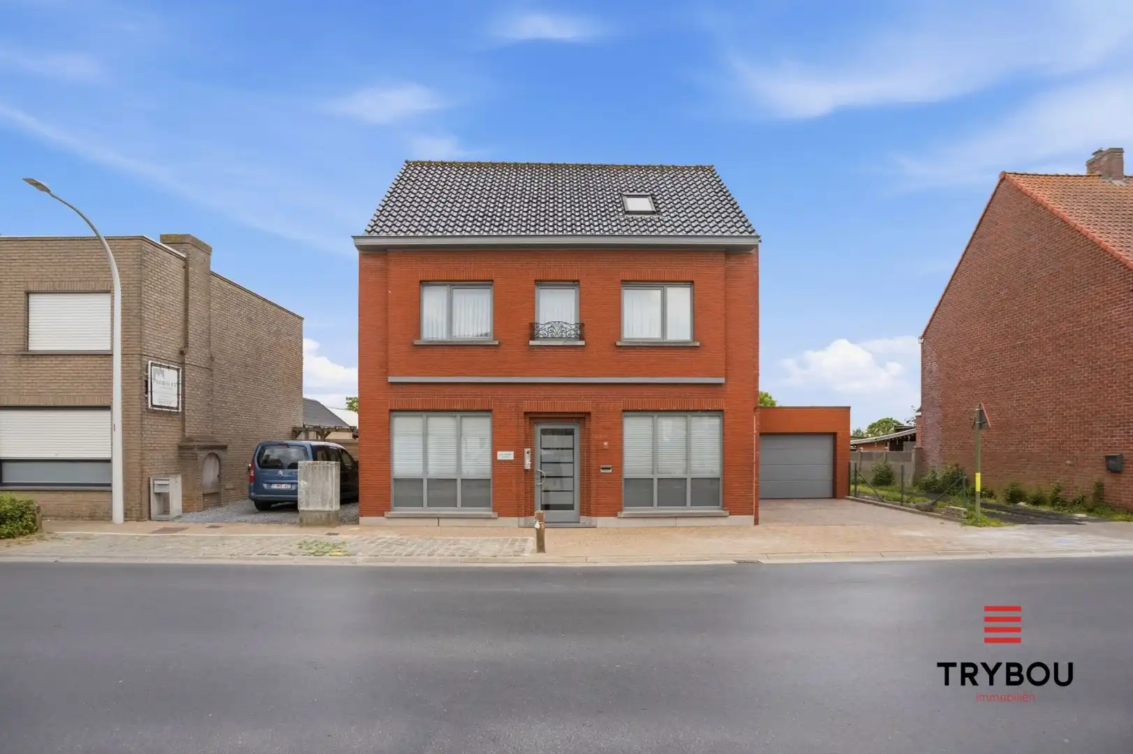Hoofdfoto van de publicatie: Alleenstaande woning met handelsruimte! 