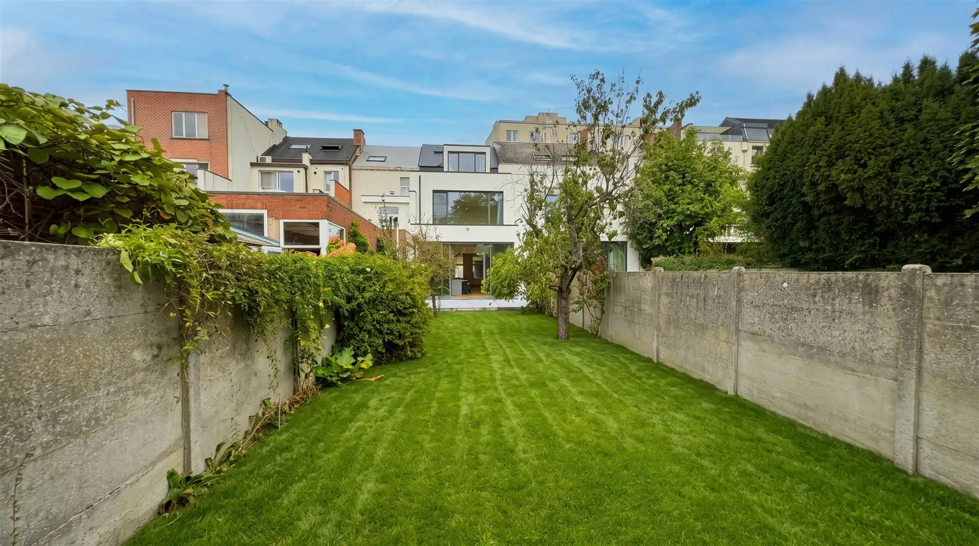 Gerenoveerde herenwoning met 5 slpks in Markgravebuurt. foto 10