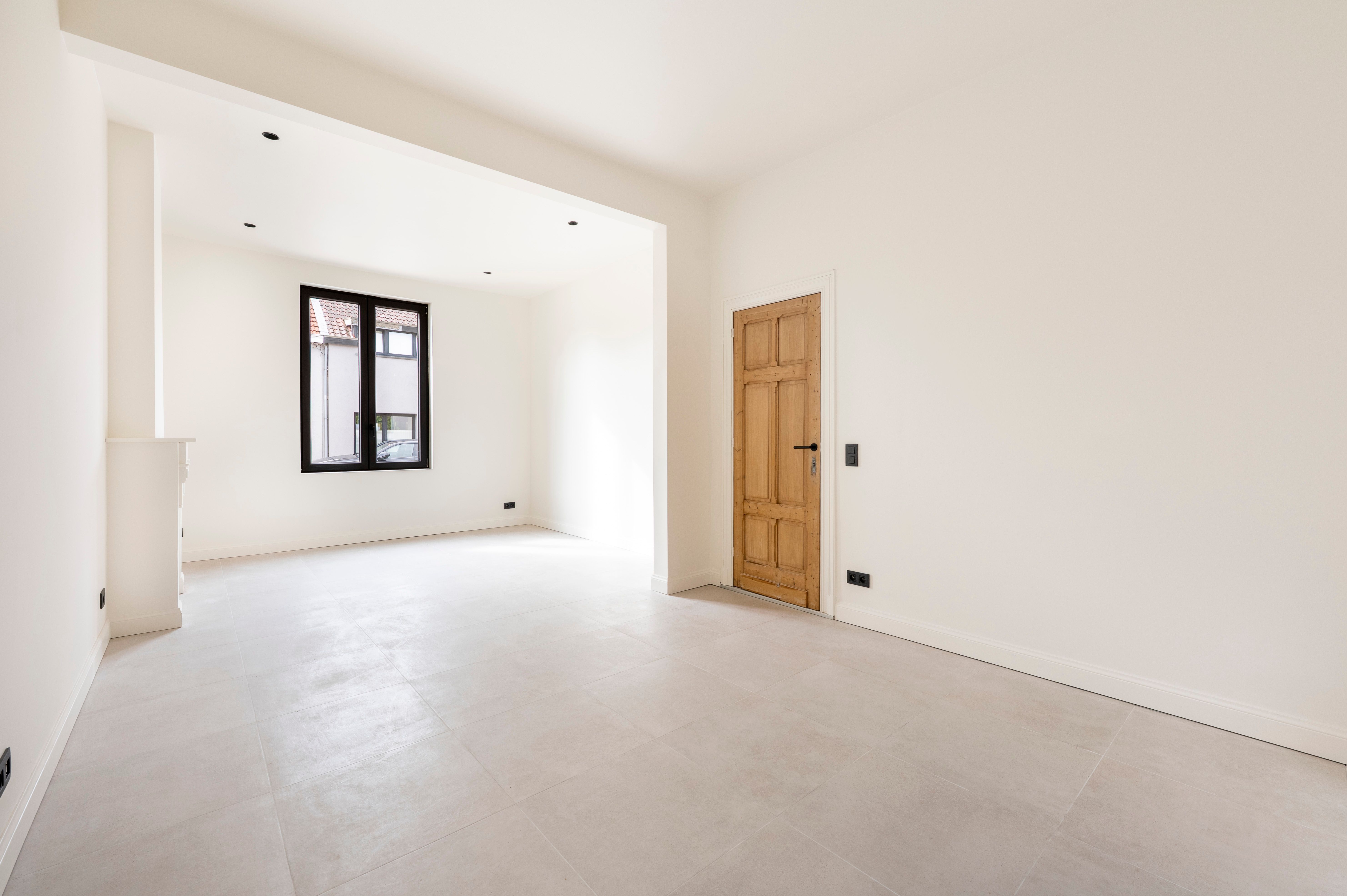 Volledig gerenoveerde gezinswoning met tuin en 3 slaapkamers in Ekeren te huur! foto 6