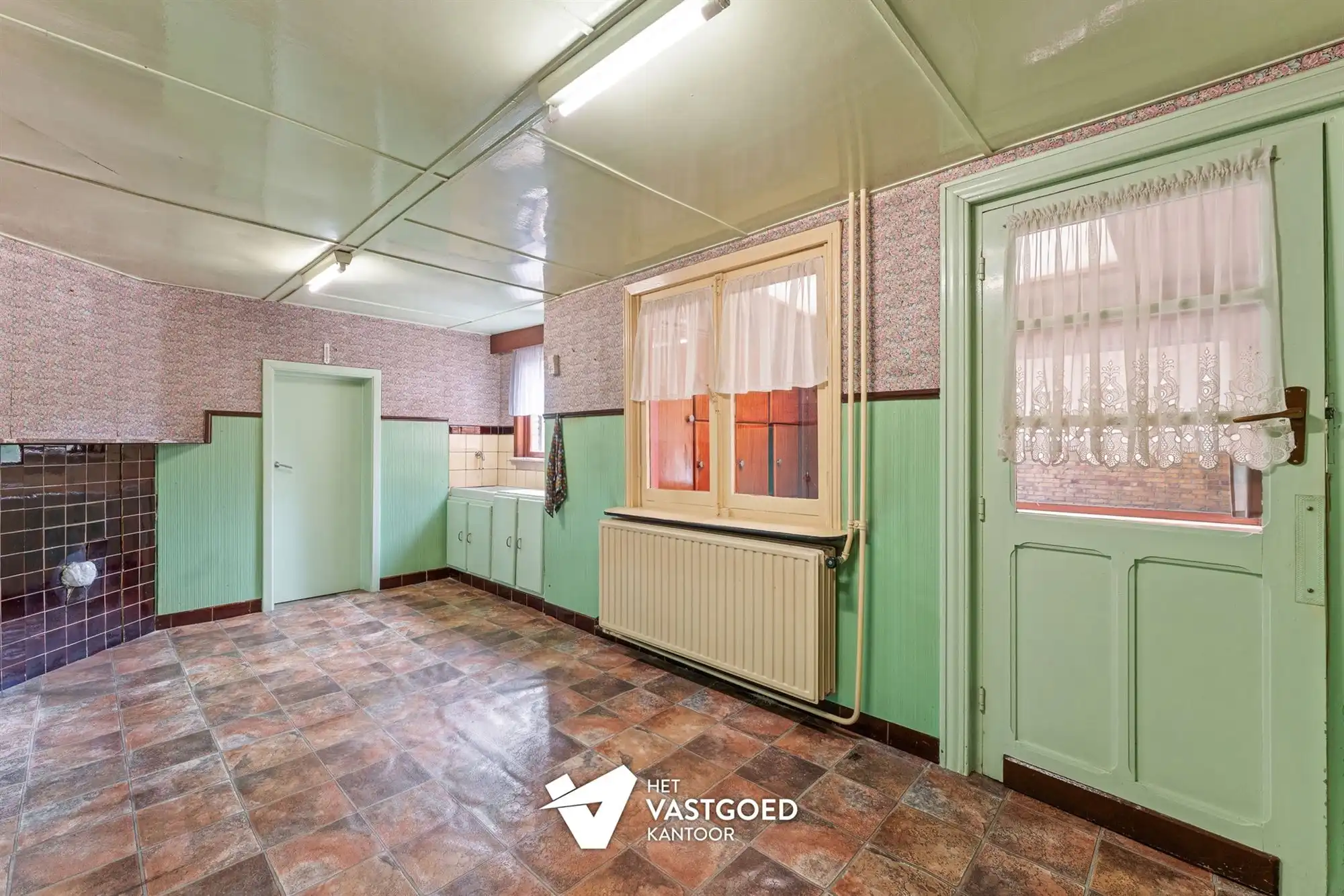 TE RENOVEREN RIJWONING MET 4 SLAAPKAMERS TE BEVERLO foto 9