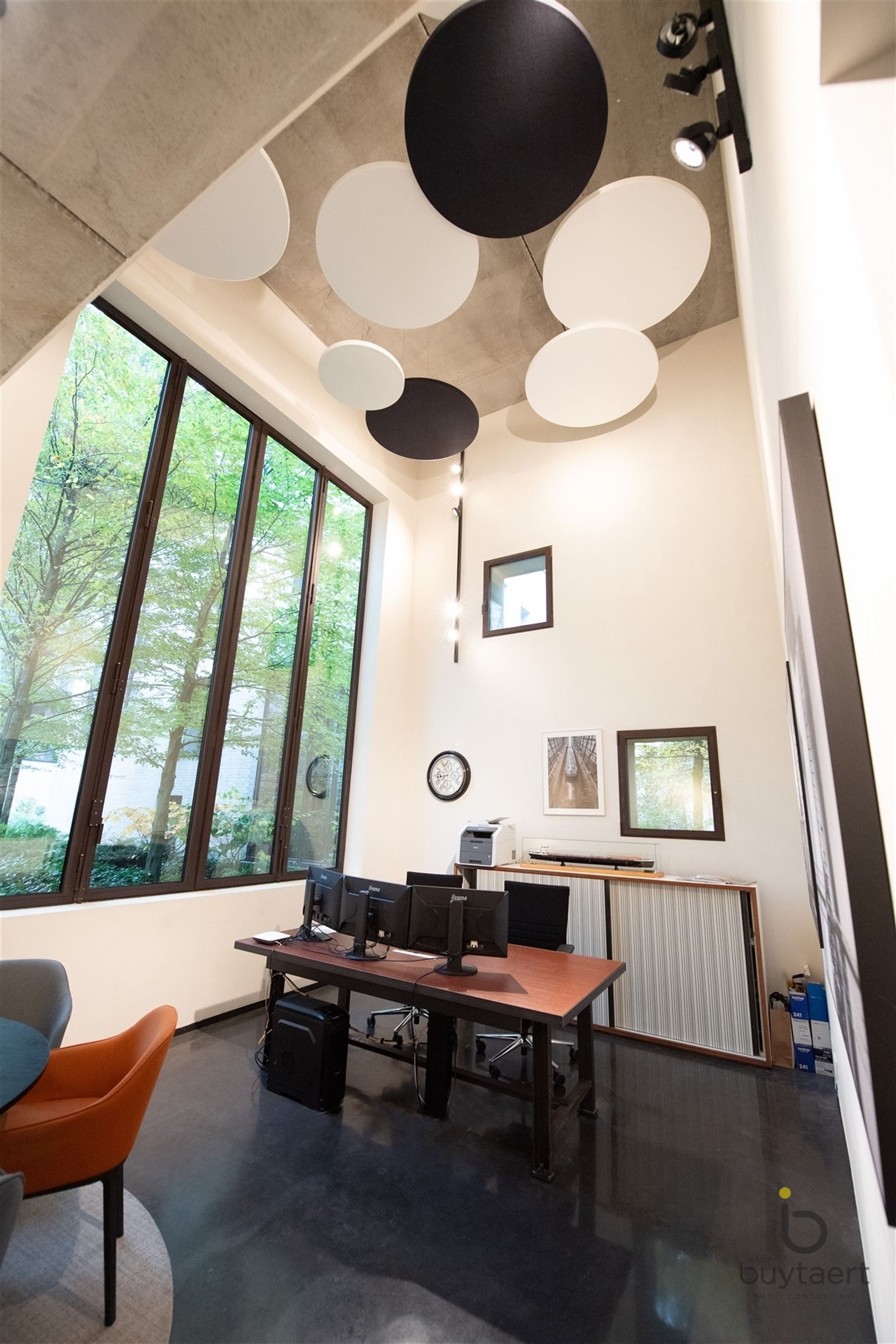 UNIEK GELIJKVLOERS APPARTEMENT OP DE KANAALSITE VAN AXEL VERVOORDT foto 10