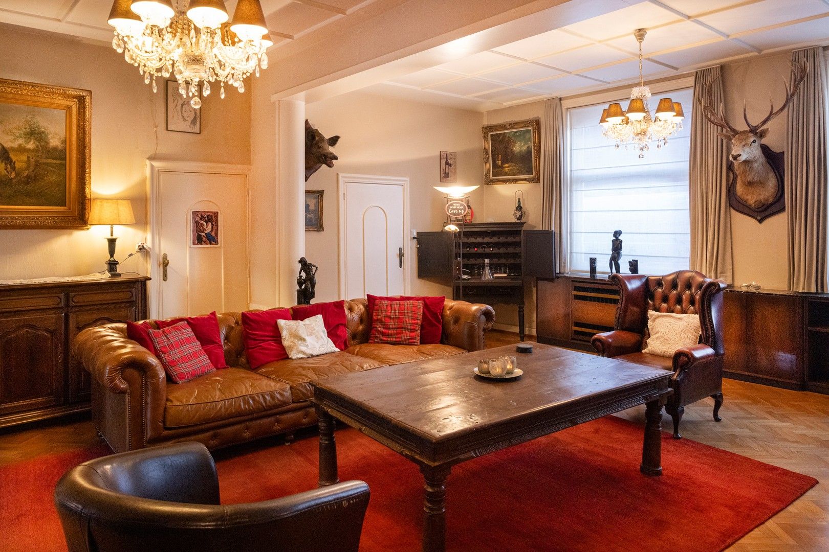 Ruim herenhuis met mooie binnentuin in hartje Wakken. foto 5