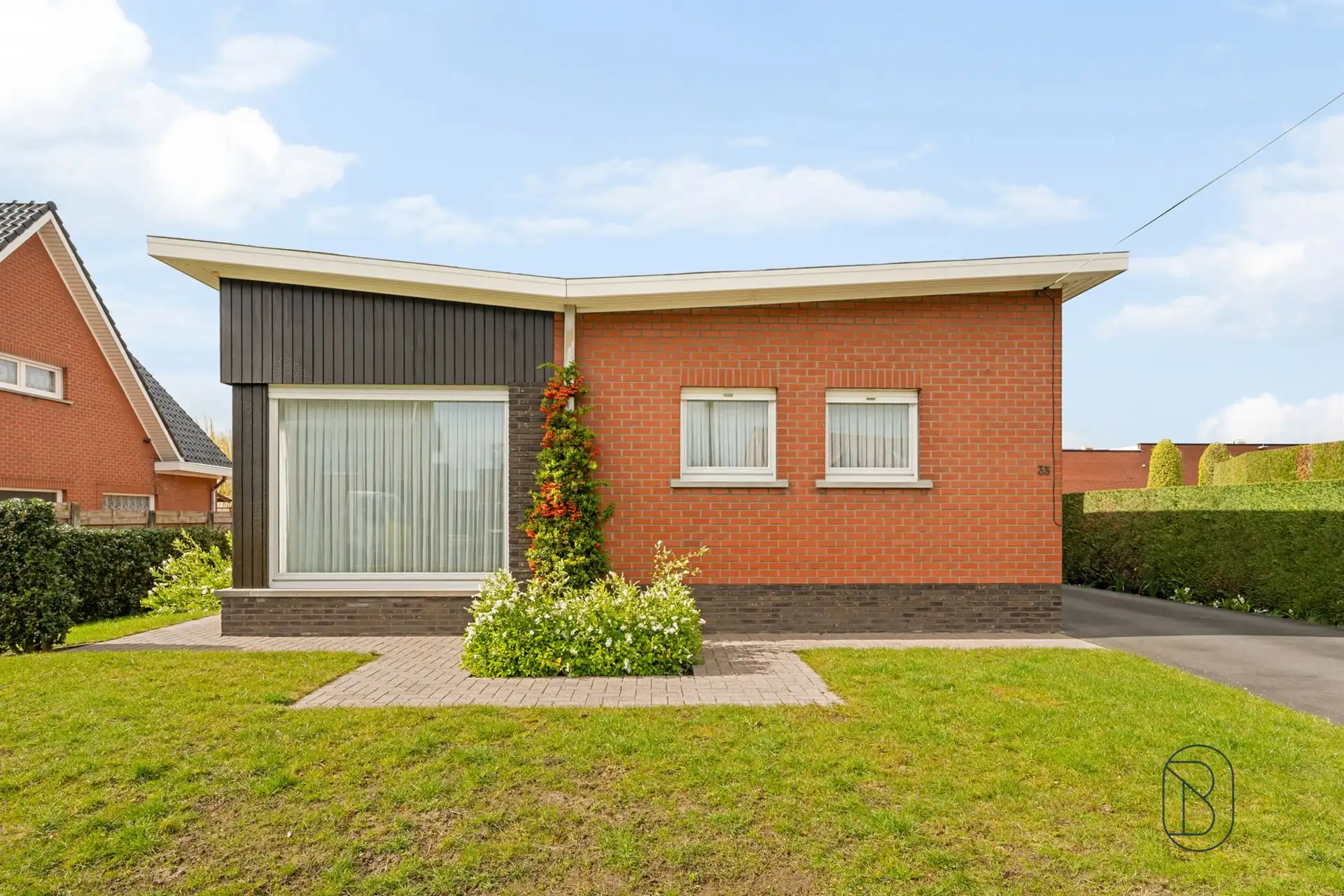 Ruime woning met tuin en dubbele garage in Vichte foto 18