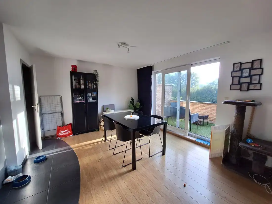 Gunstig gelegen duplex appartement te Genk foto 4