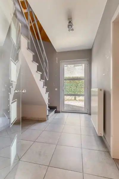 Polyvalente kantoorruimte met 3 slaapkamer appartement TE KOOP in Tielt! foto 18