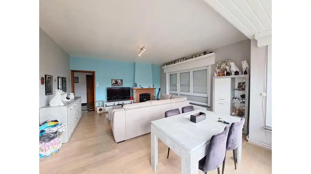 2-slaapkamerappartement met Terras en Garage te koop in Brugge foto 4