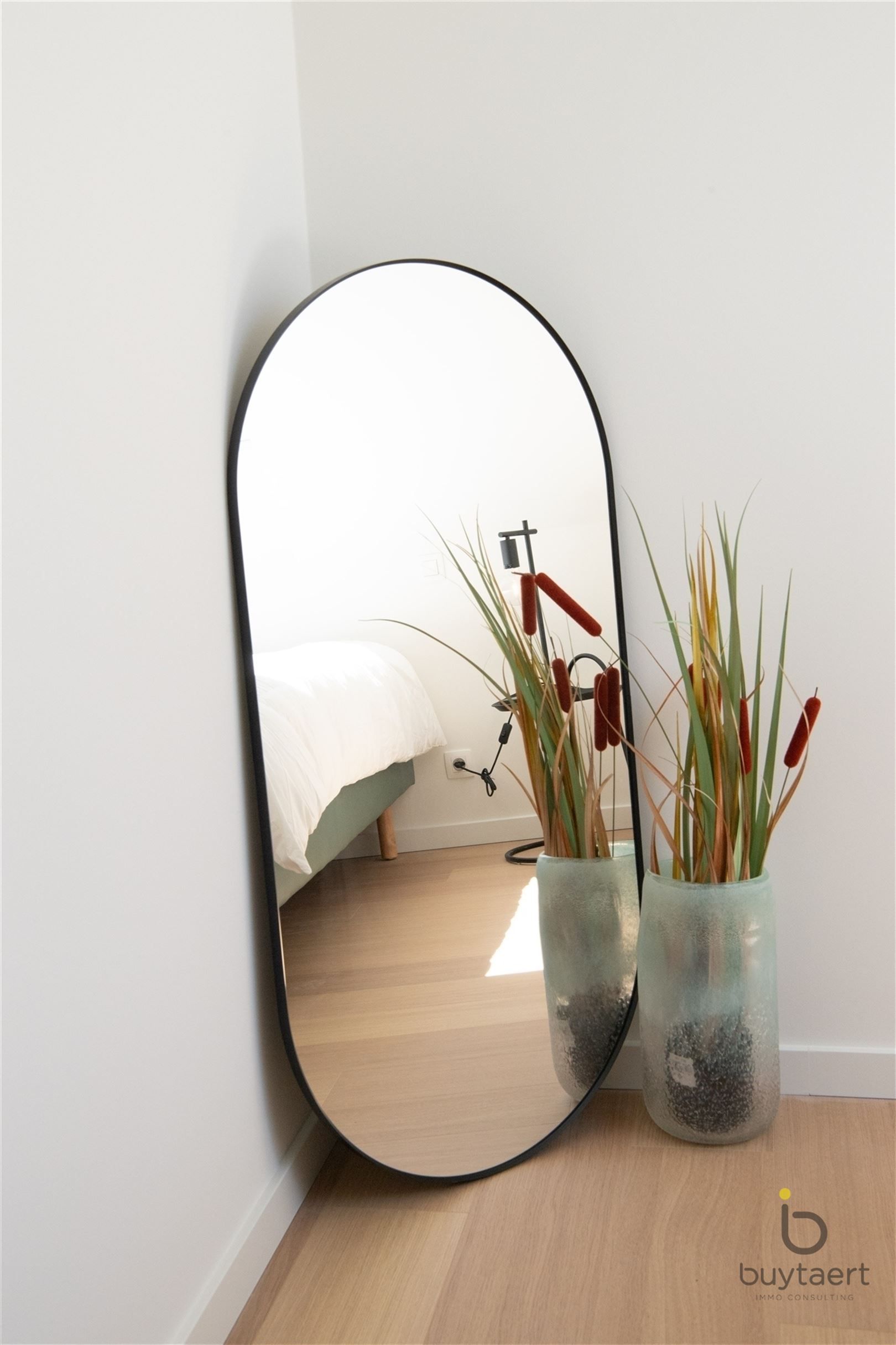 Beleef luxe, comfort en energiezuinigheid in een karaktervolle architectuur. foto 19