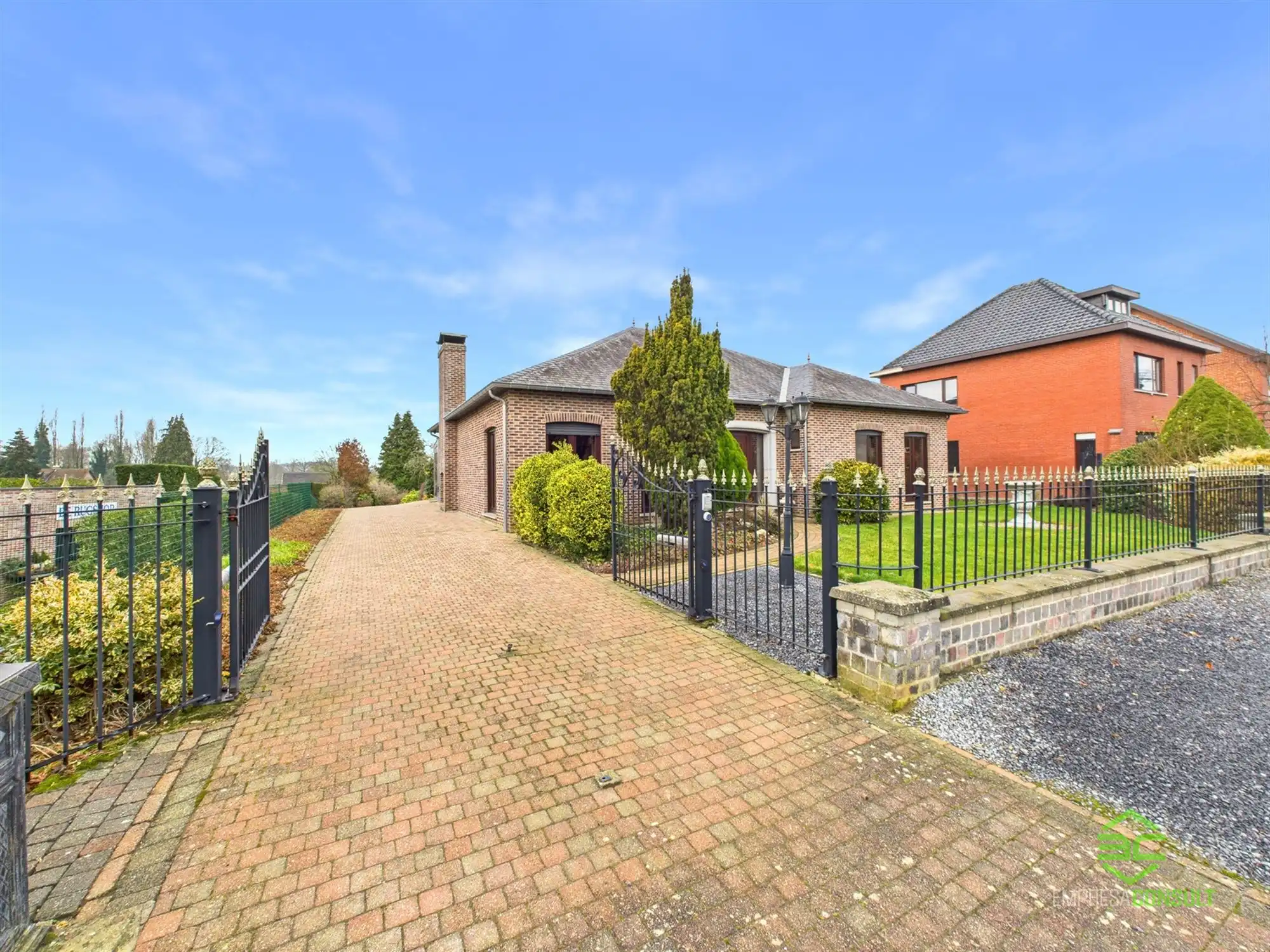 Instapklare gelijkvloerse OB met zonnige tuin! foto 3