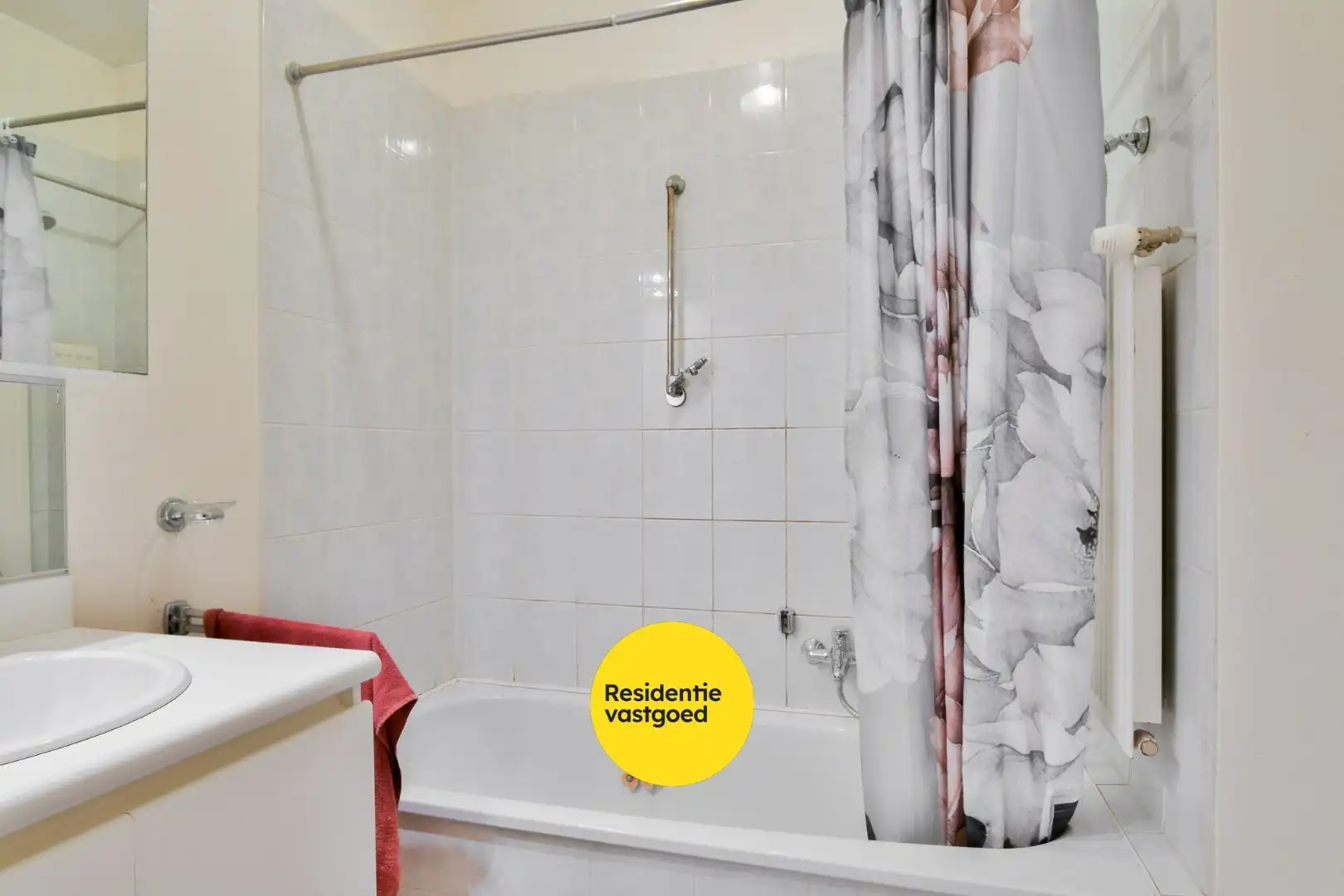 Verzorgd appartement met 2 slpks en zonnig terras te Sint-Kruis foto 7