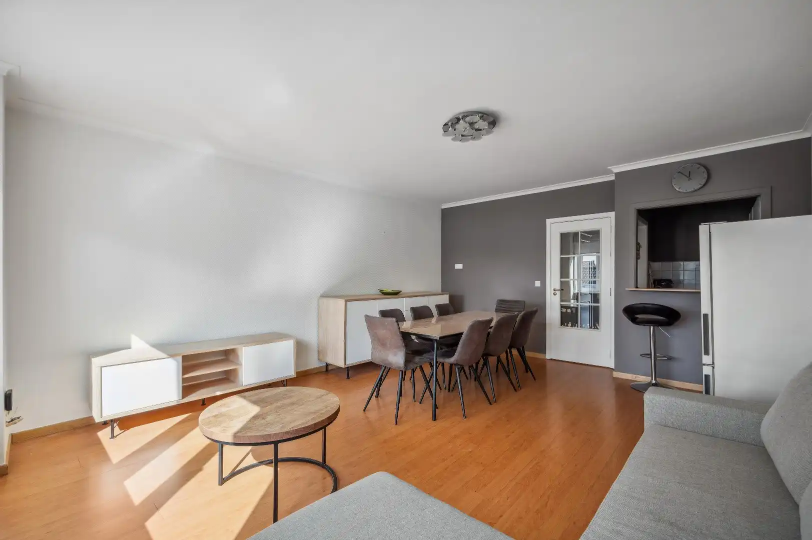 Centraal gelegen appartement met 2 slaapkamers, terras en kelder foto 5