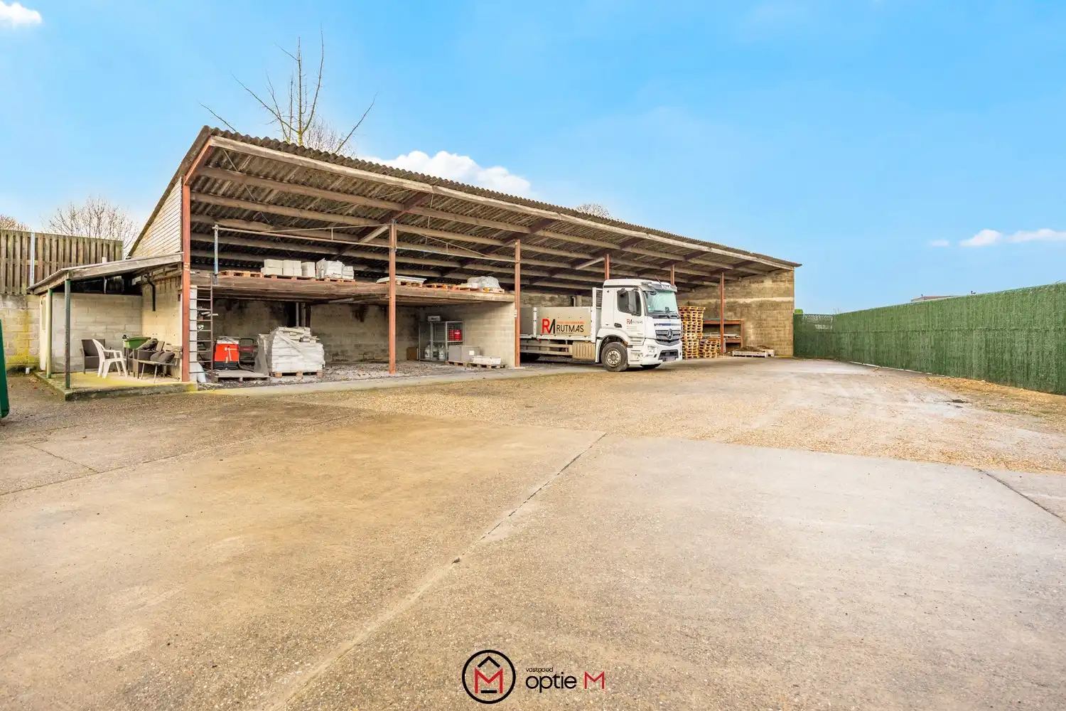 Werkplaats met loods en kantoor te koop in Bilzen foto 12