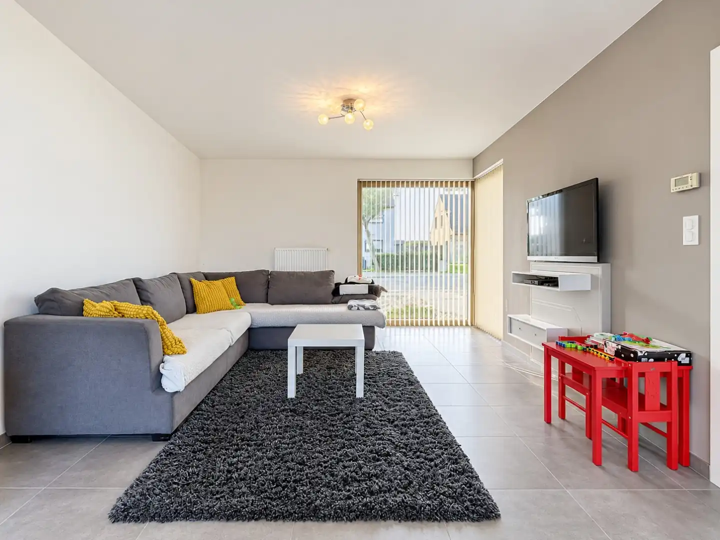 Instapklare woning met drie slaapkamers en inpandige garage te Nieuwpoort. foto 4
