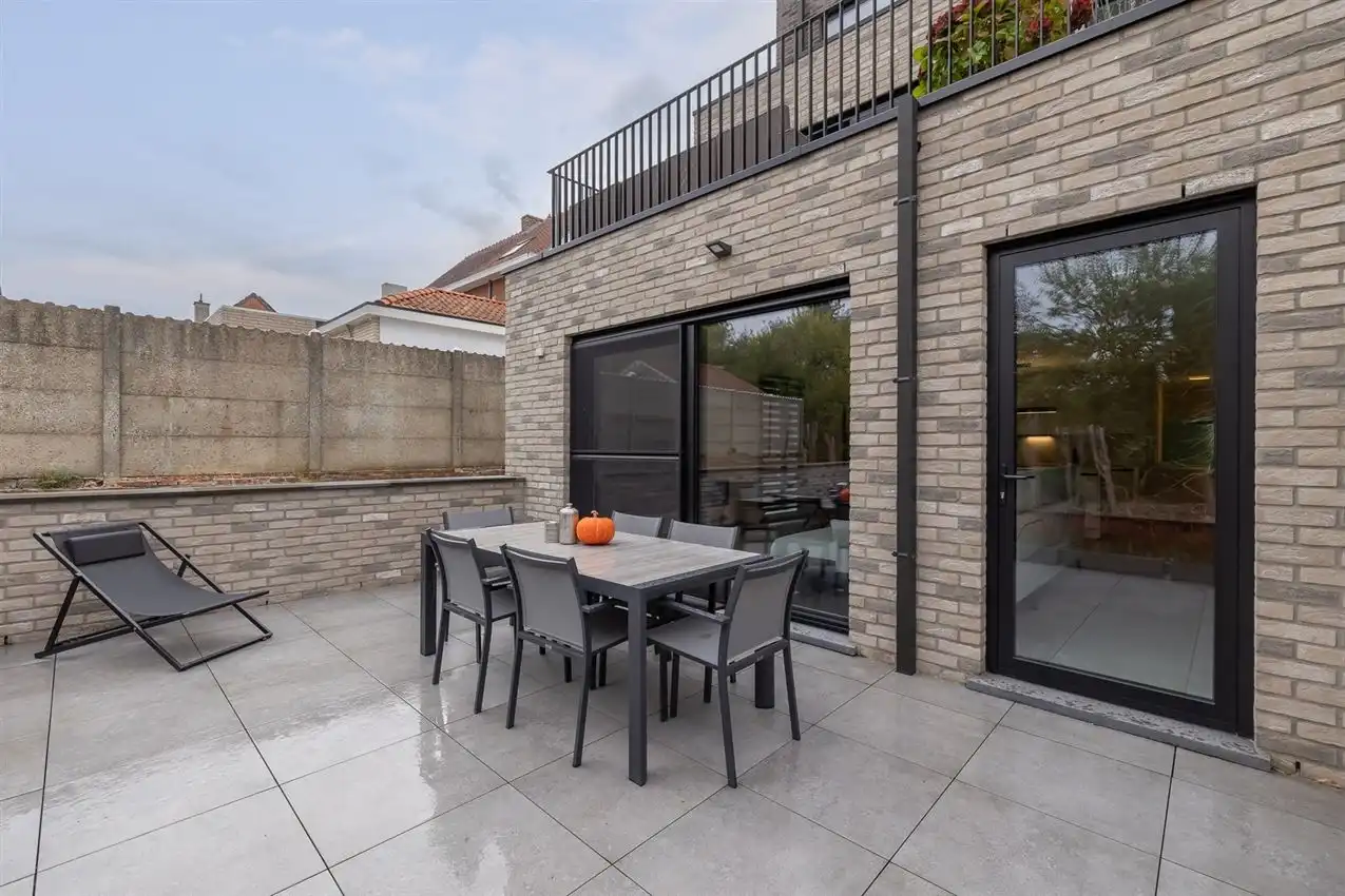 Gelijkvloers, 93m², terras, tuin, garage, toplocatie foto 2