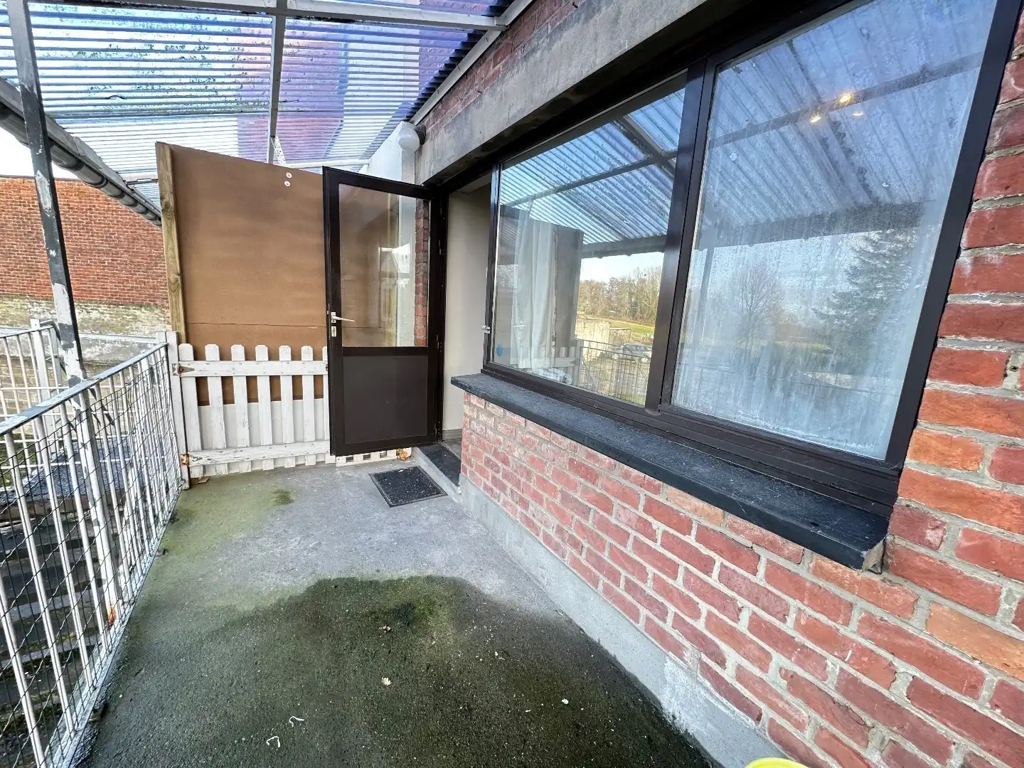 Ruime woning in het centrum van Tongeren met 3 slaapkamers en terras foto 9