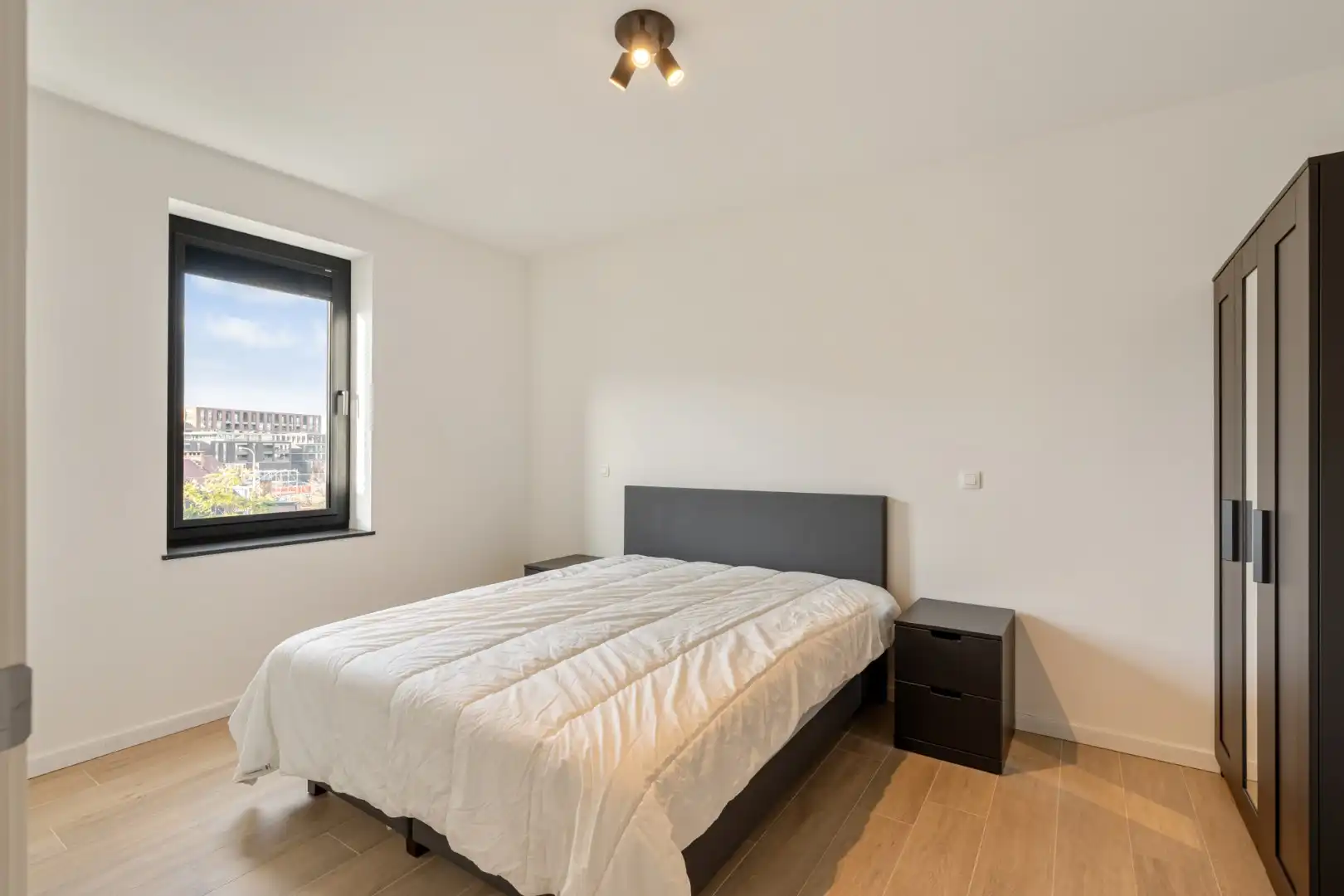 Energiezuinig 2 slpk app, 97m² + terras, parking en berging foto 13