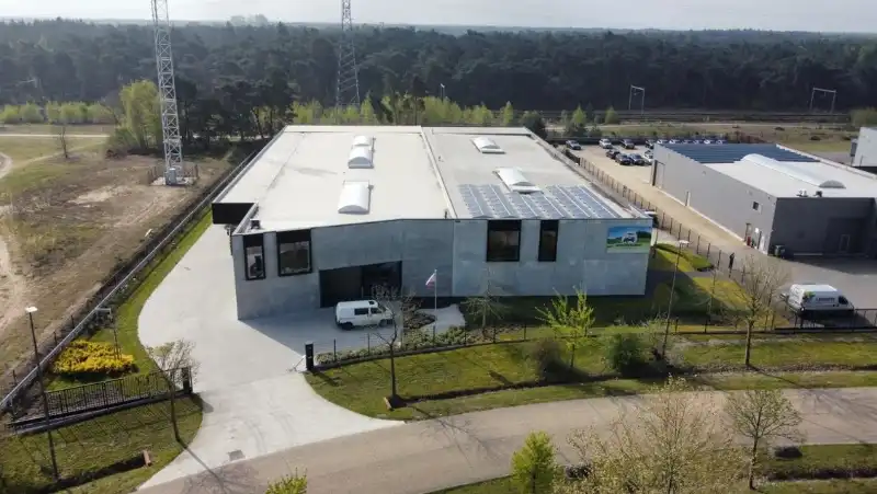 Commercieel te koop John Cockerillstraat 74 - 3920 Lommel